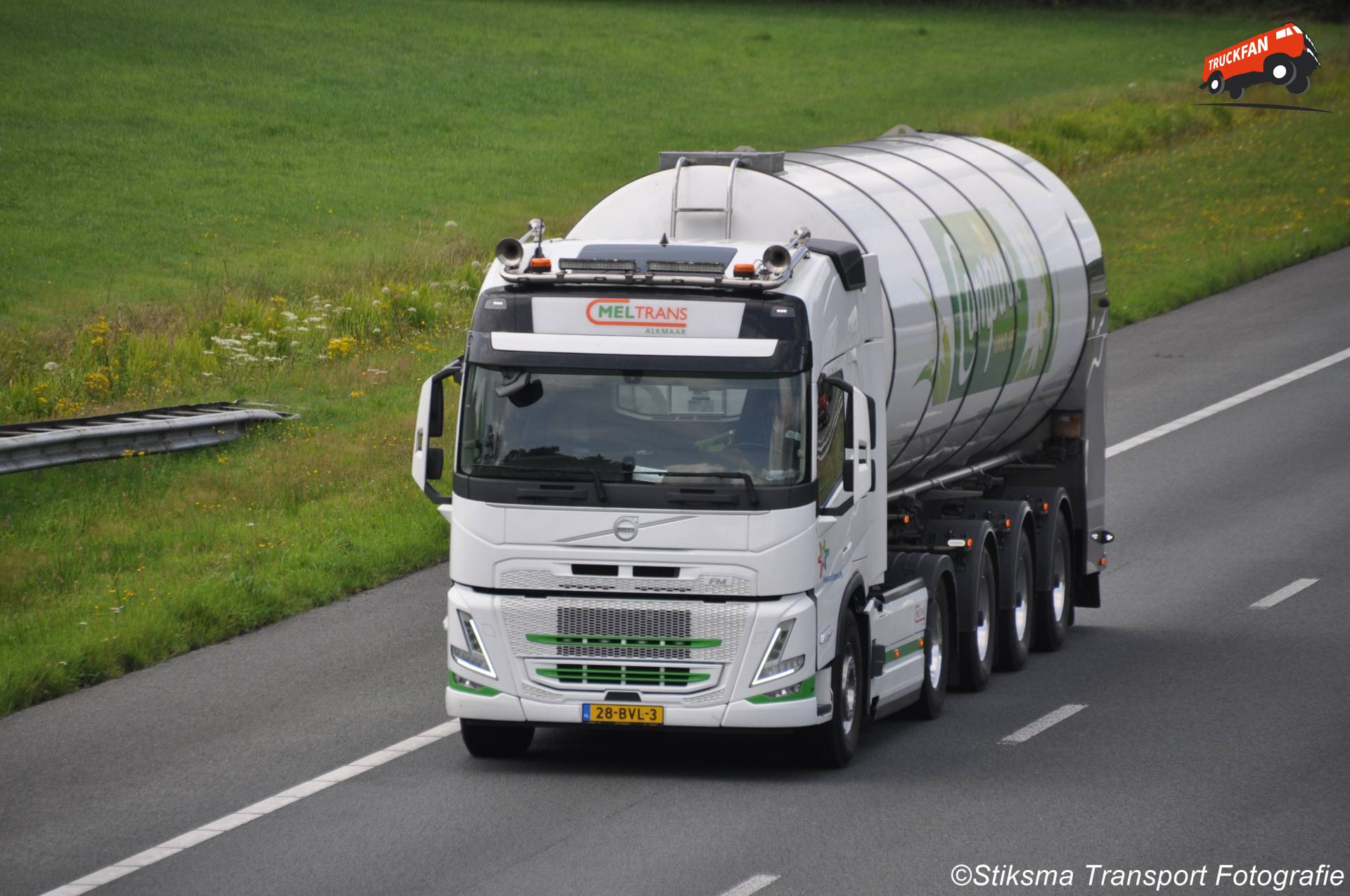 Volvo FM 5th generation truck