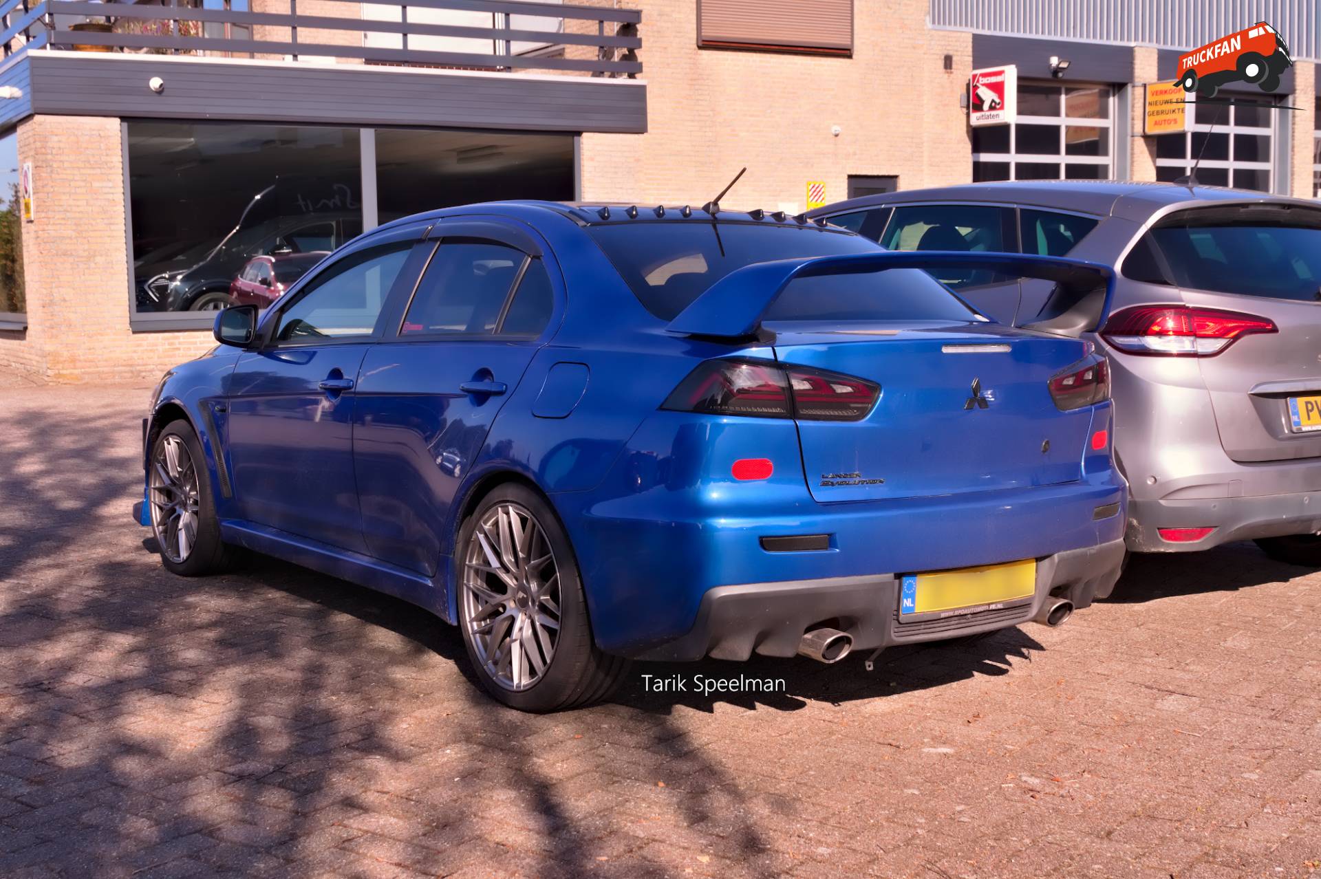Mitsubishi Lancer EVOS in Hendrik-Ido-Ambacht