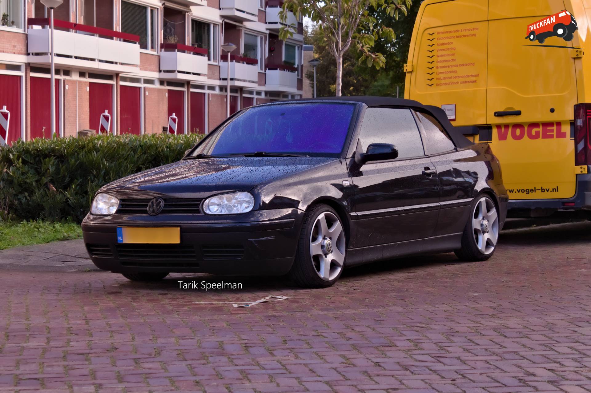 Volkswagen Golf MKIV Cabriolet in Zwijndrecht