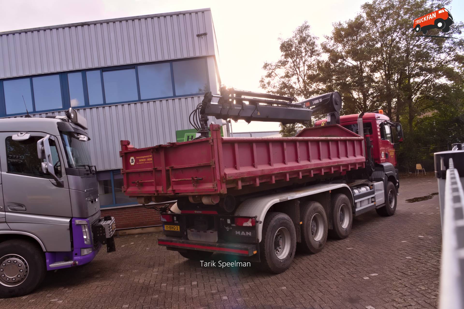 MAN TGS 2nd Gen vrachtwagen met kenteken 11-BHG-2
