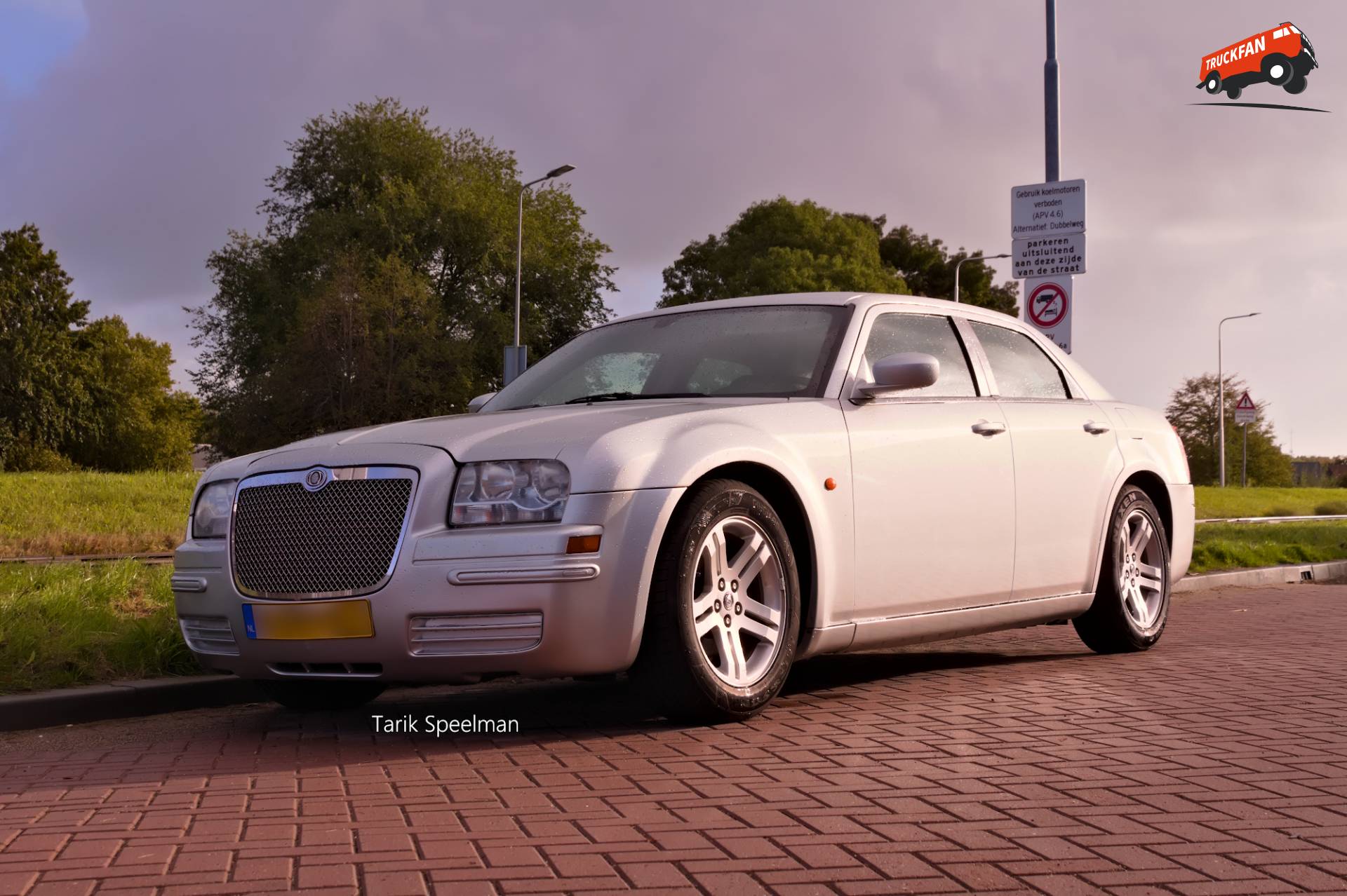 Chrysler 300C 2.8l V6 in Zwijndrecht