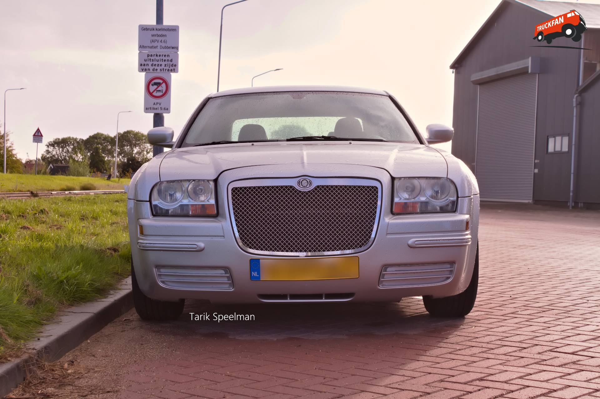 Chrysler 300C 2.8l V6 in Zwijndrecht