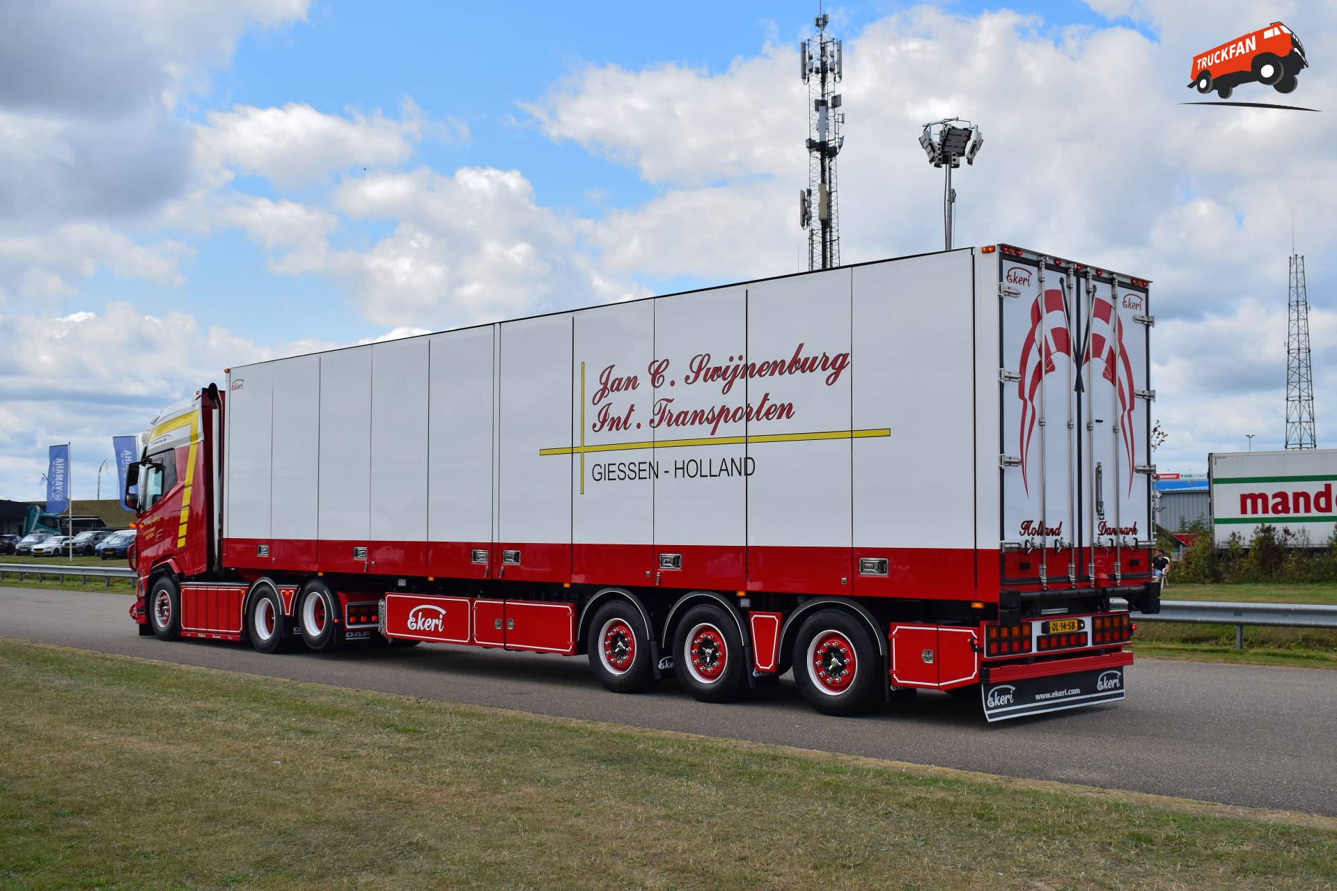 Ekeri Jan C. Swijnenburg Transporten B.V. Giessen