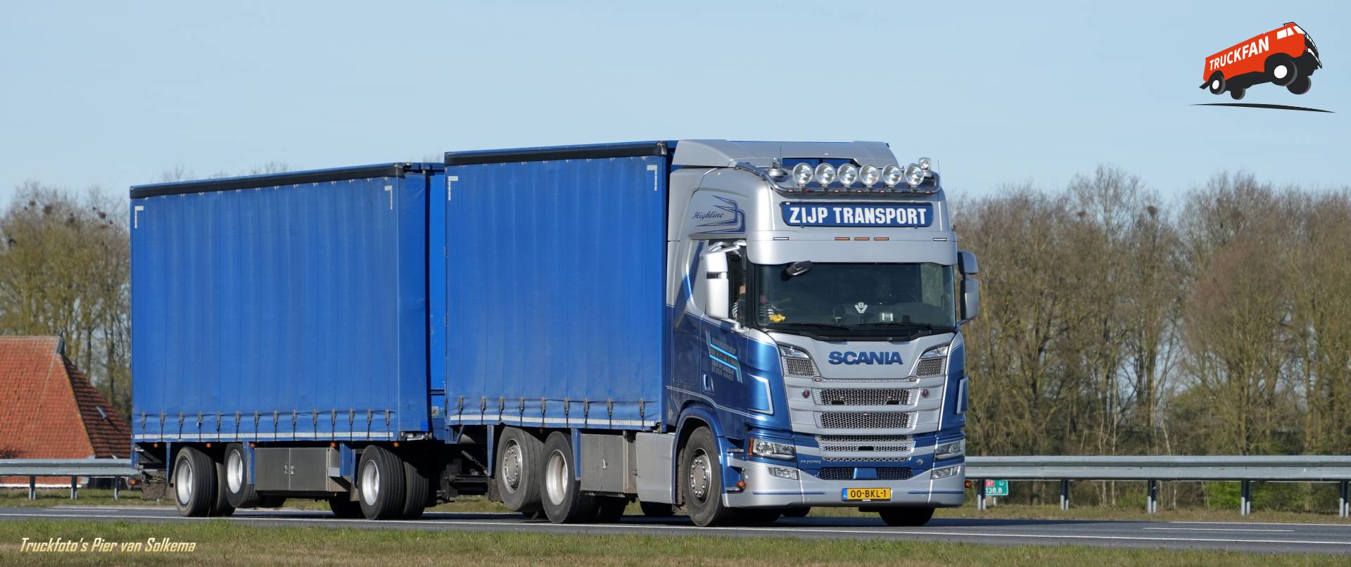 Scania R520 truck van Zijp Transport op A7 Joure