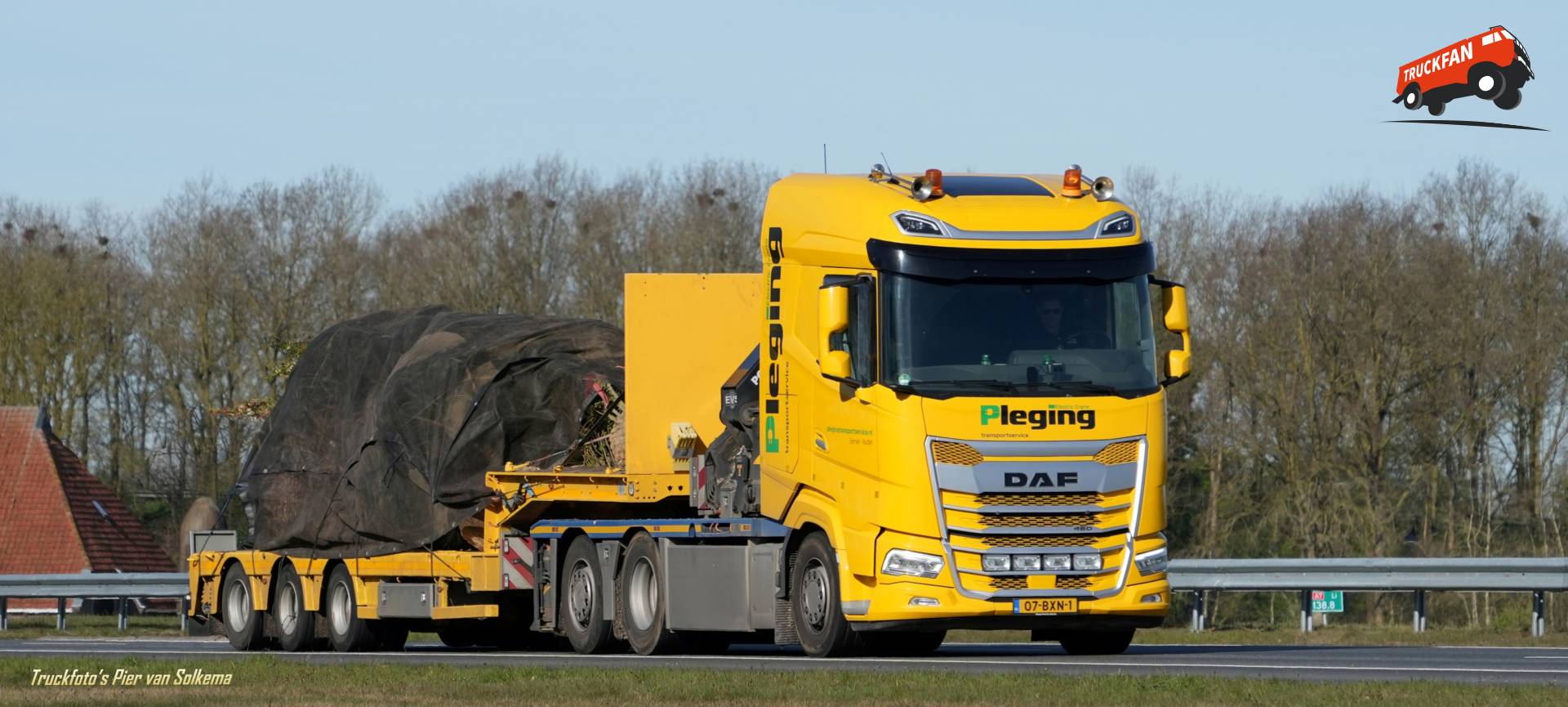 DAF XG truck on A7 Joure