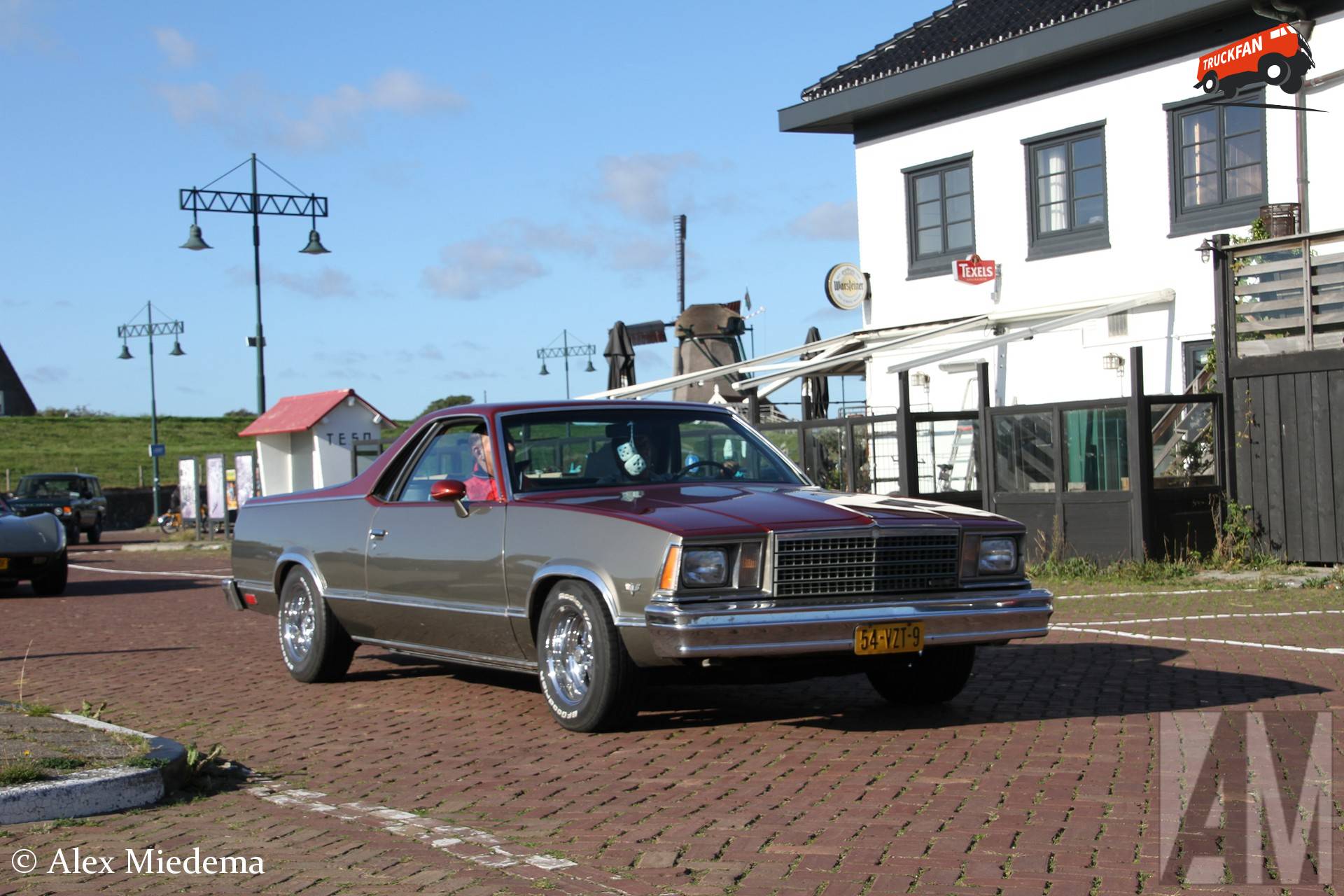 GMC Caballero uit 1979 bij Meet and Greet Oldtimers Texel
