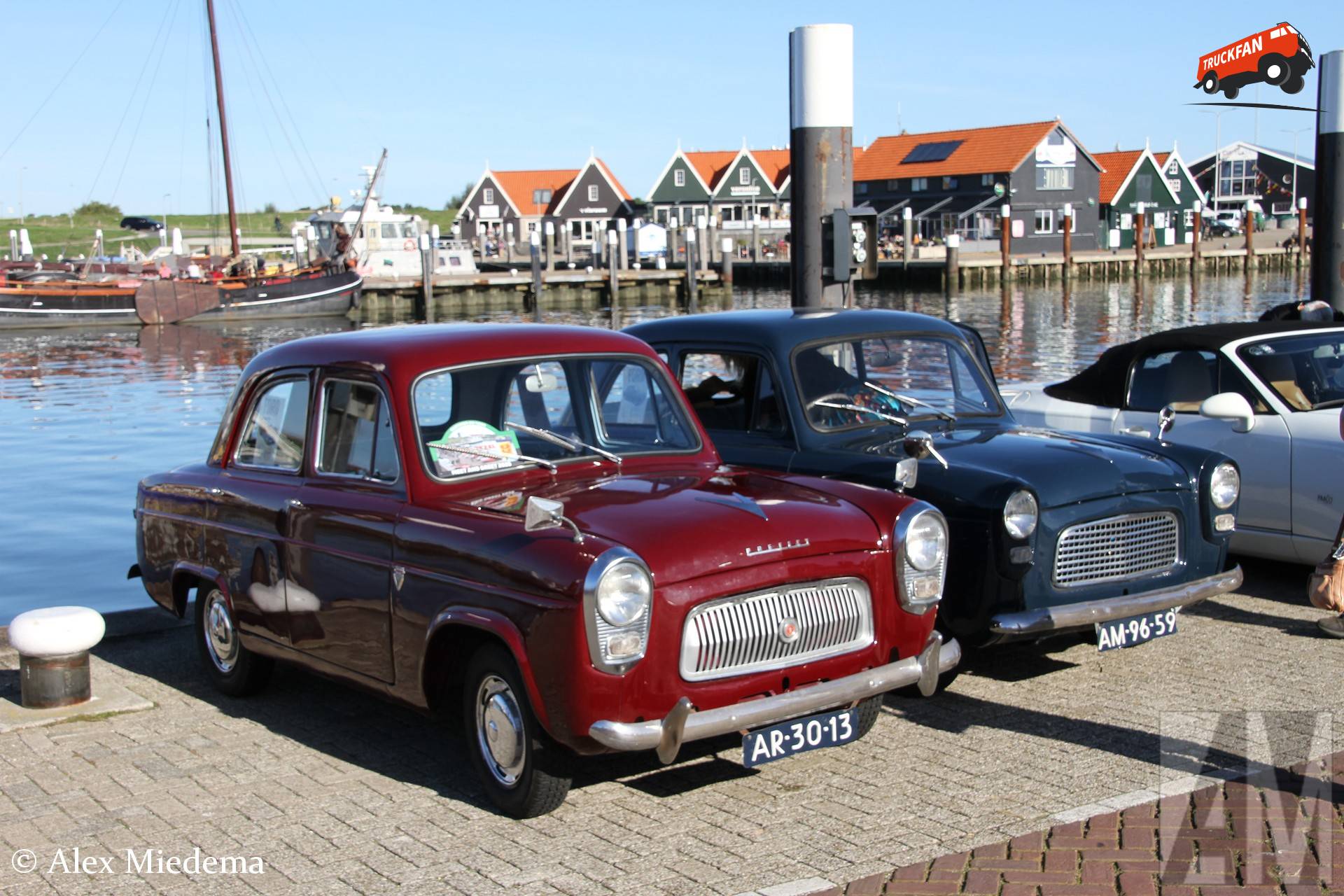 Ford Prefect 1959 in Oudeschild haven