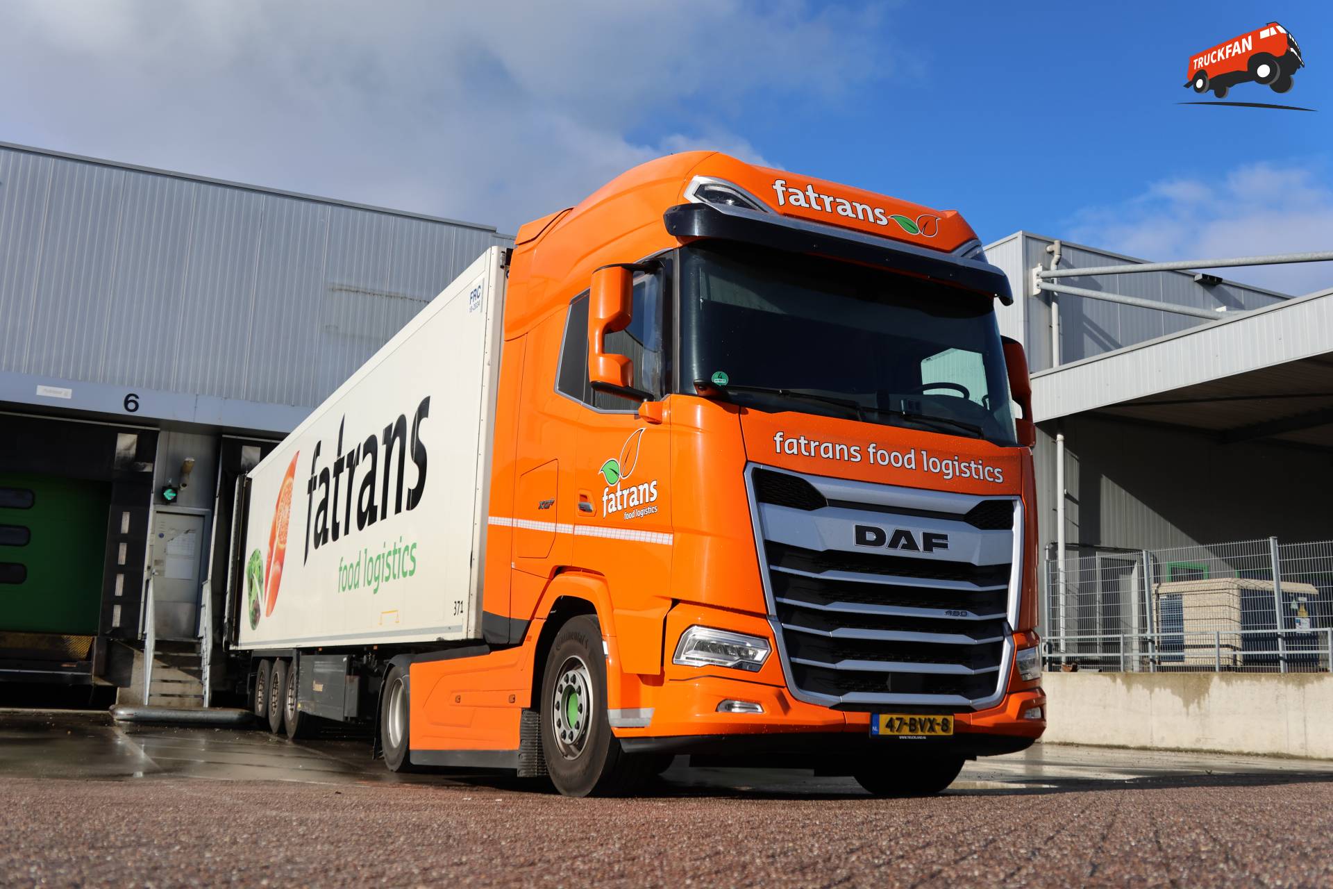 DAF XG+ truck van Fatrans
