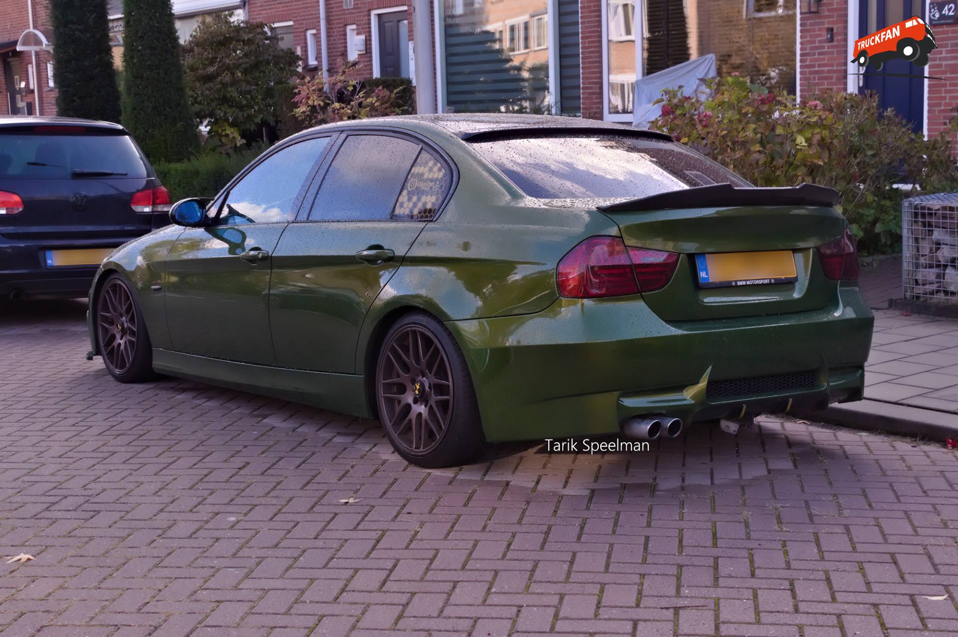 BMW 3-serie met V6 motor in Zwijndrecht