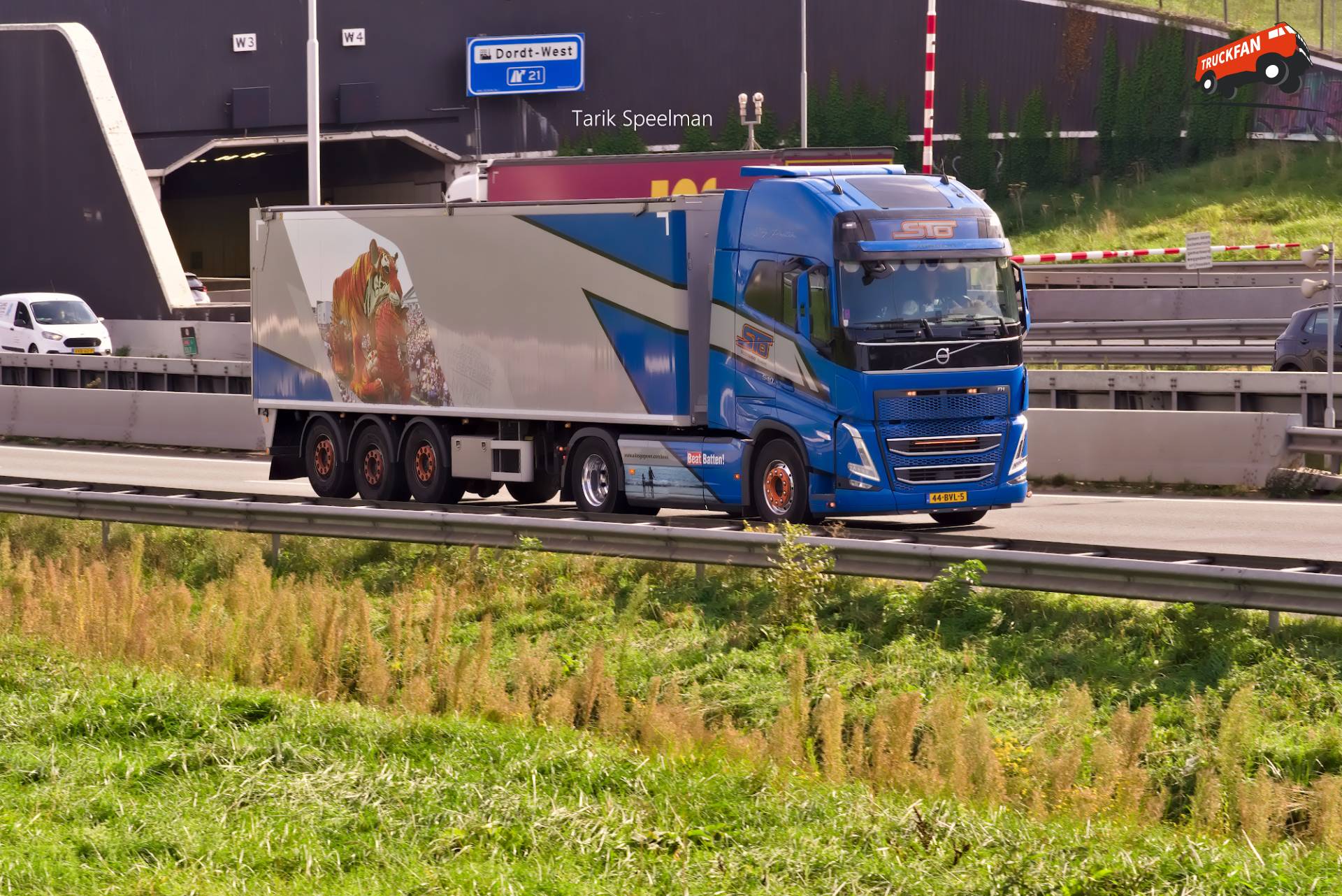 Volvo FH 4th Gen vrachtwagen met kenteken 44-BVL-5