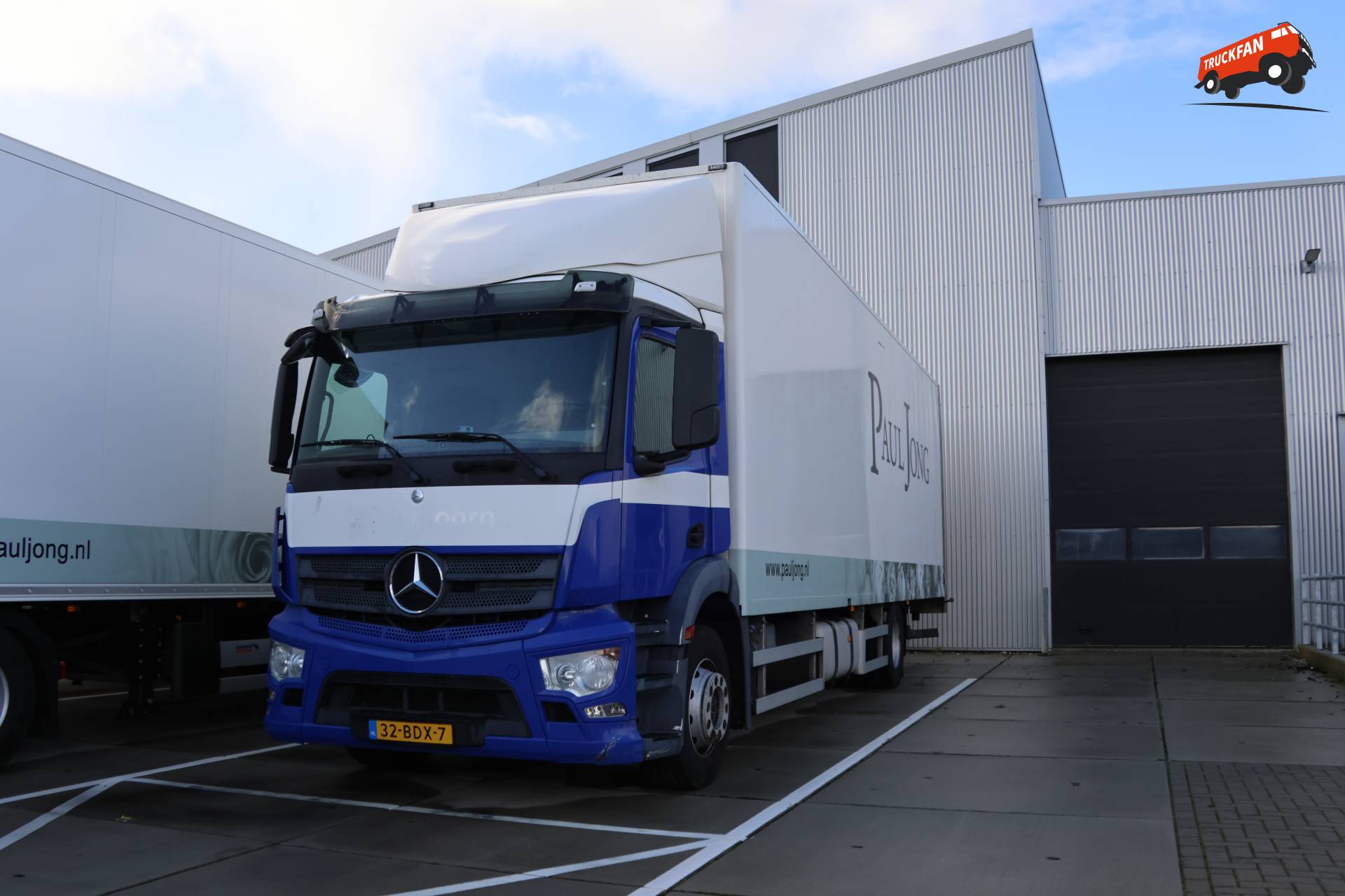 Mercedes-Benz Antos truck owned by Paul Jong