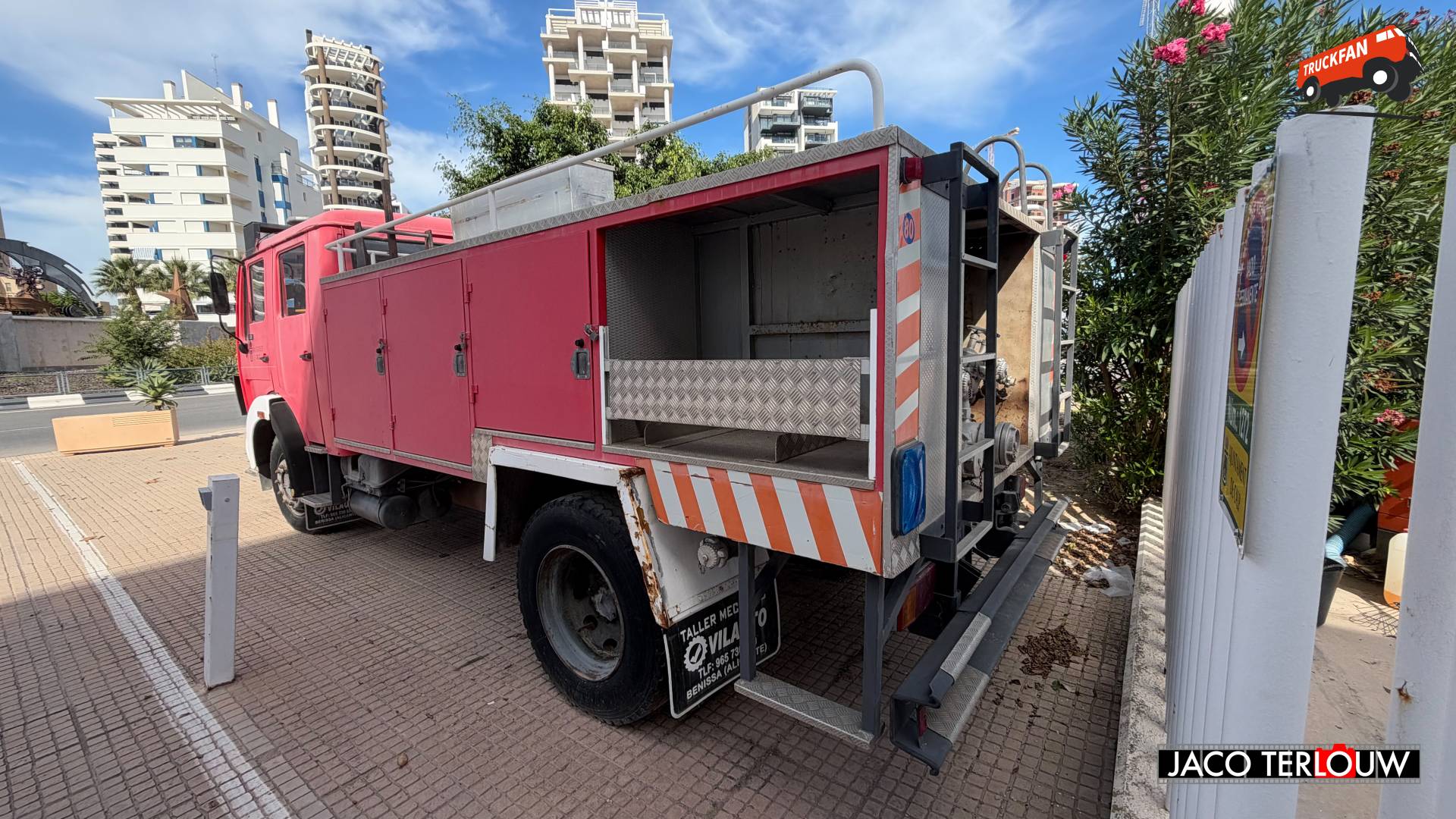 Mercedes-Benz NG 1222/LF politiewagen in Calpe
