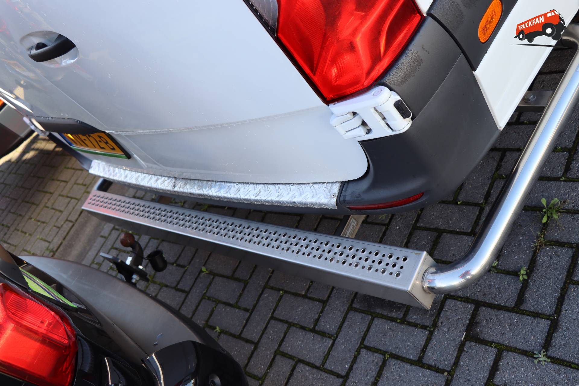 Mercedes-Benz Sprinter met achterbumper