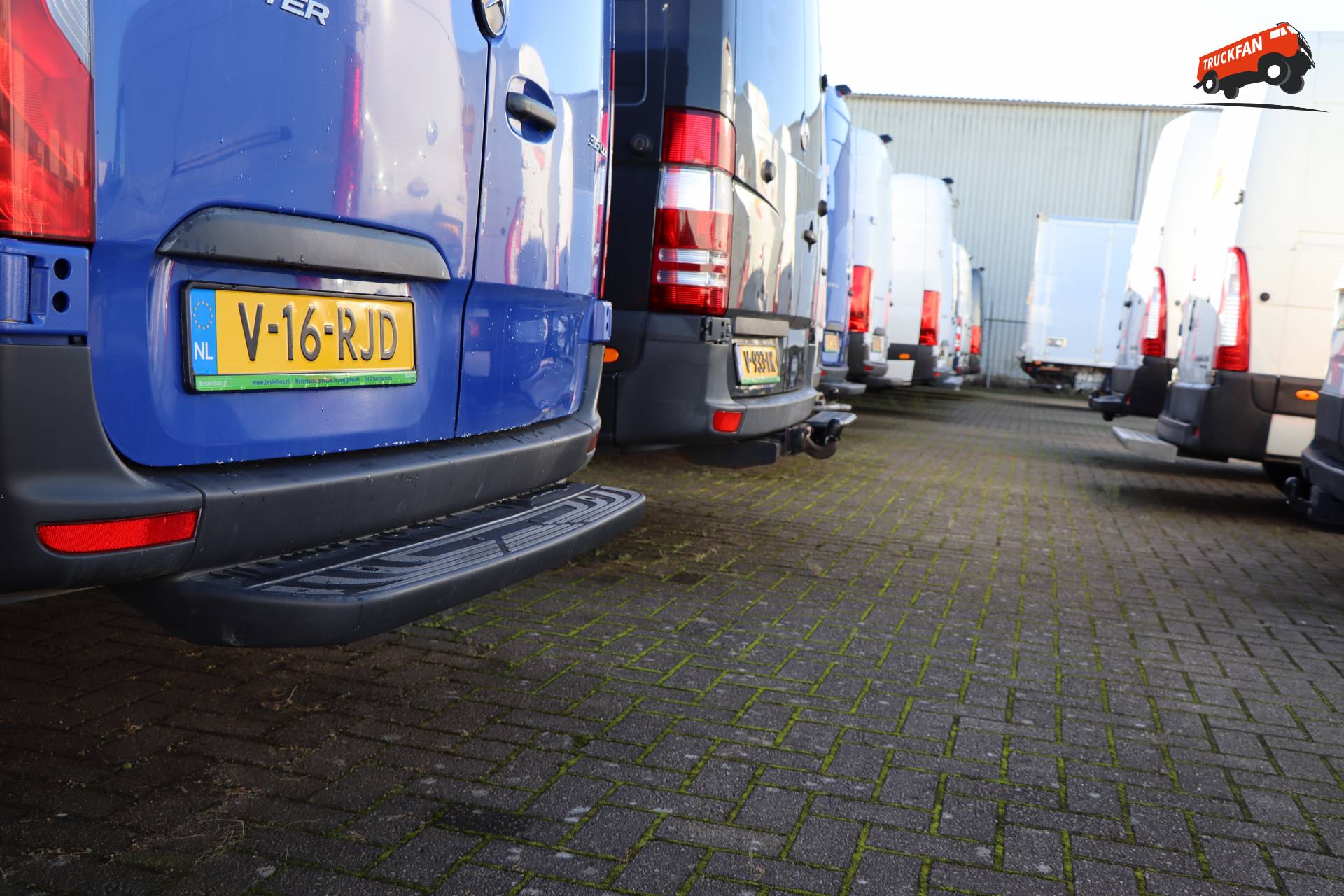 Mercedes-Benz Sprinter met achterbumper