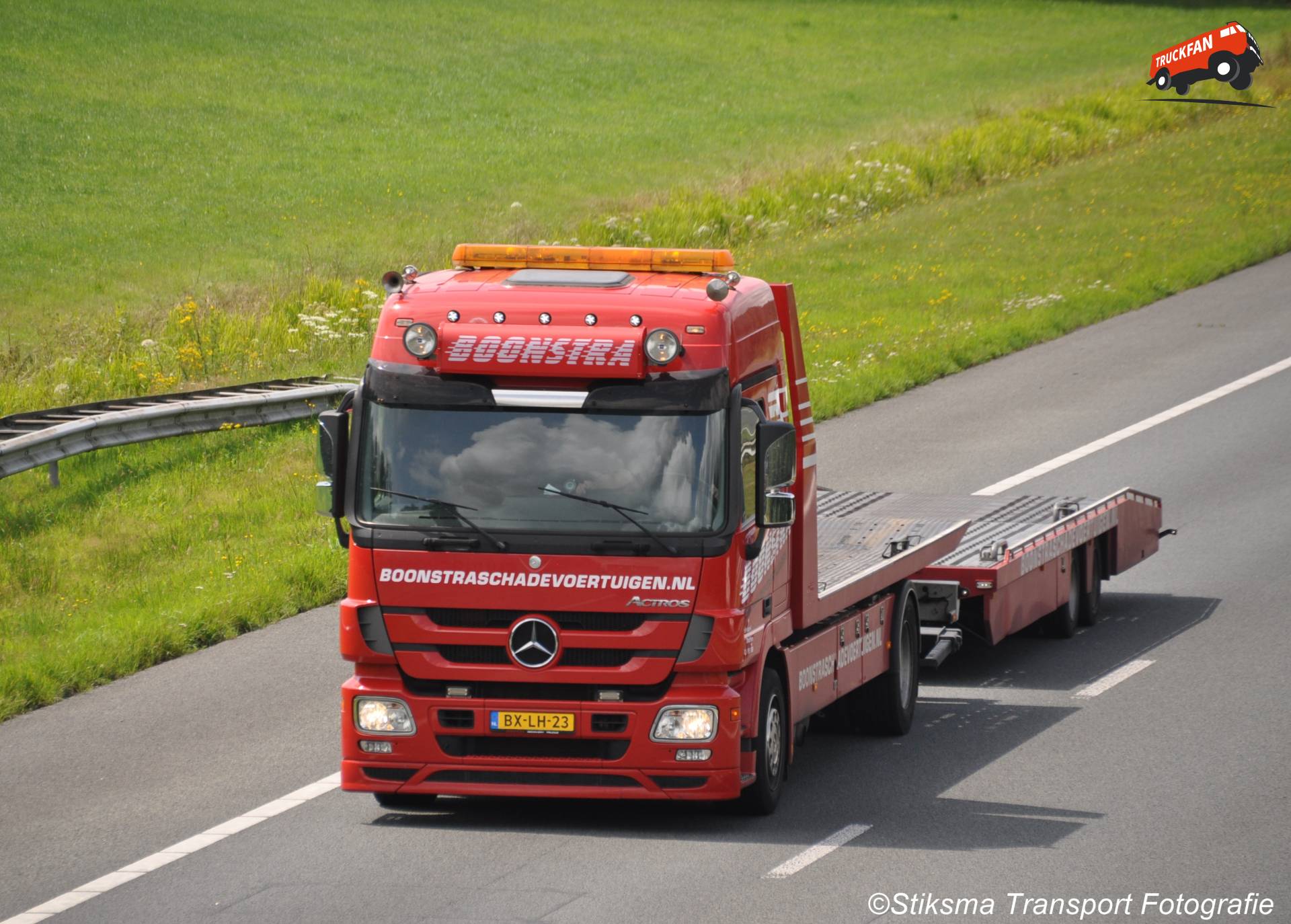 Mercedes-Benz Actros met open laadbak