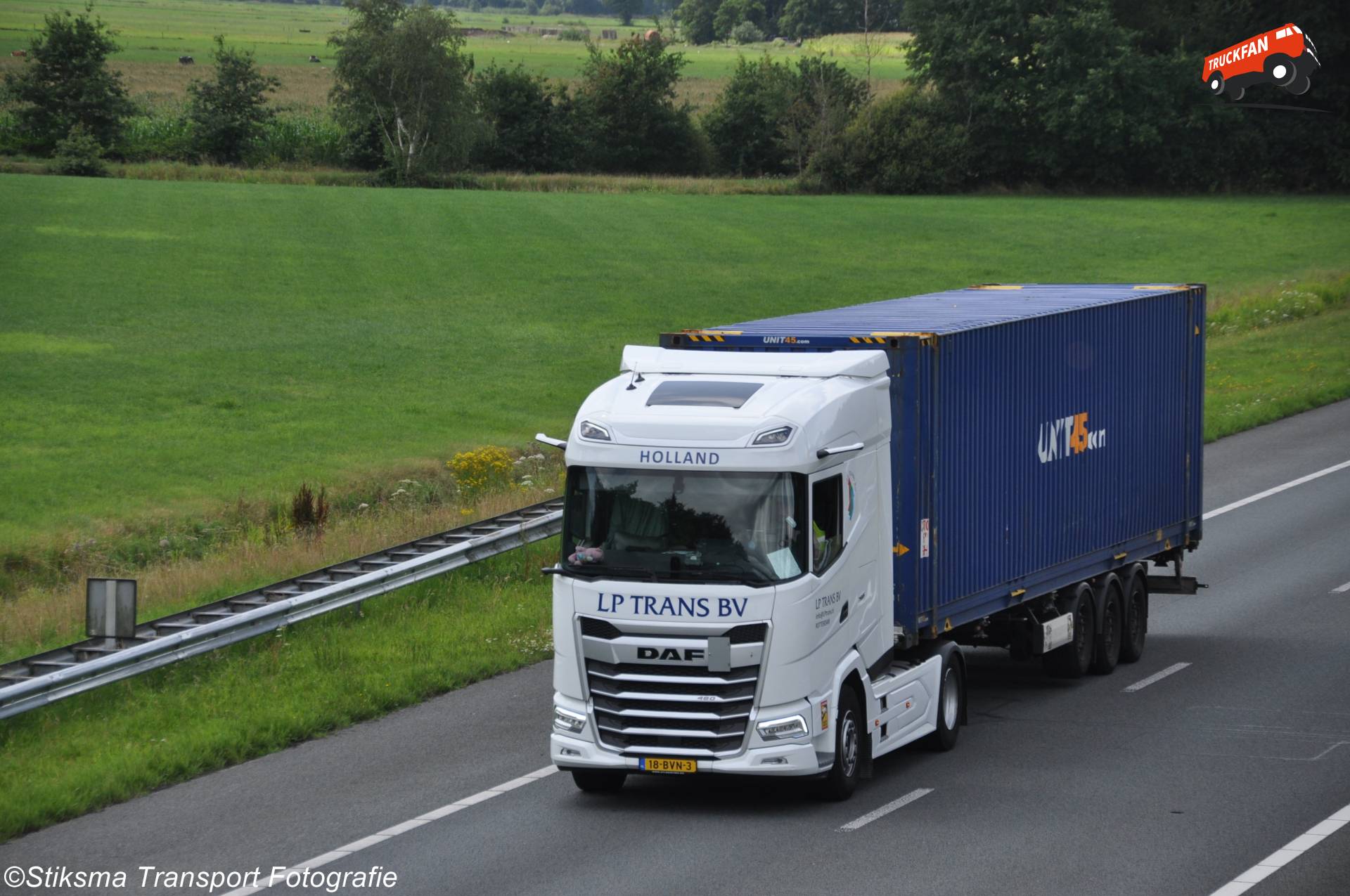 DAF XG vrachtwagen van LP Trans BV