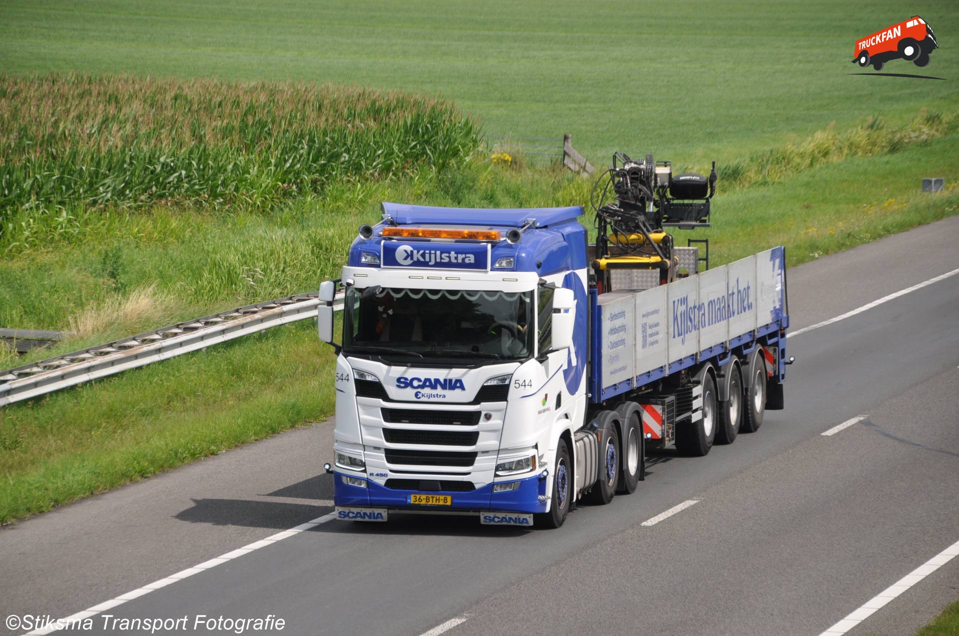 Scania R450 vrachtwagen van Van Der Wiel