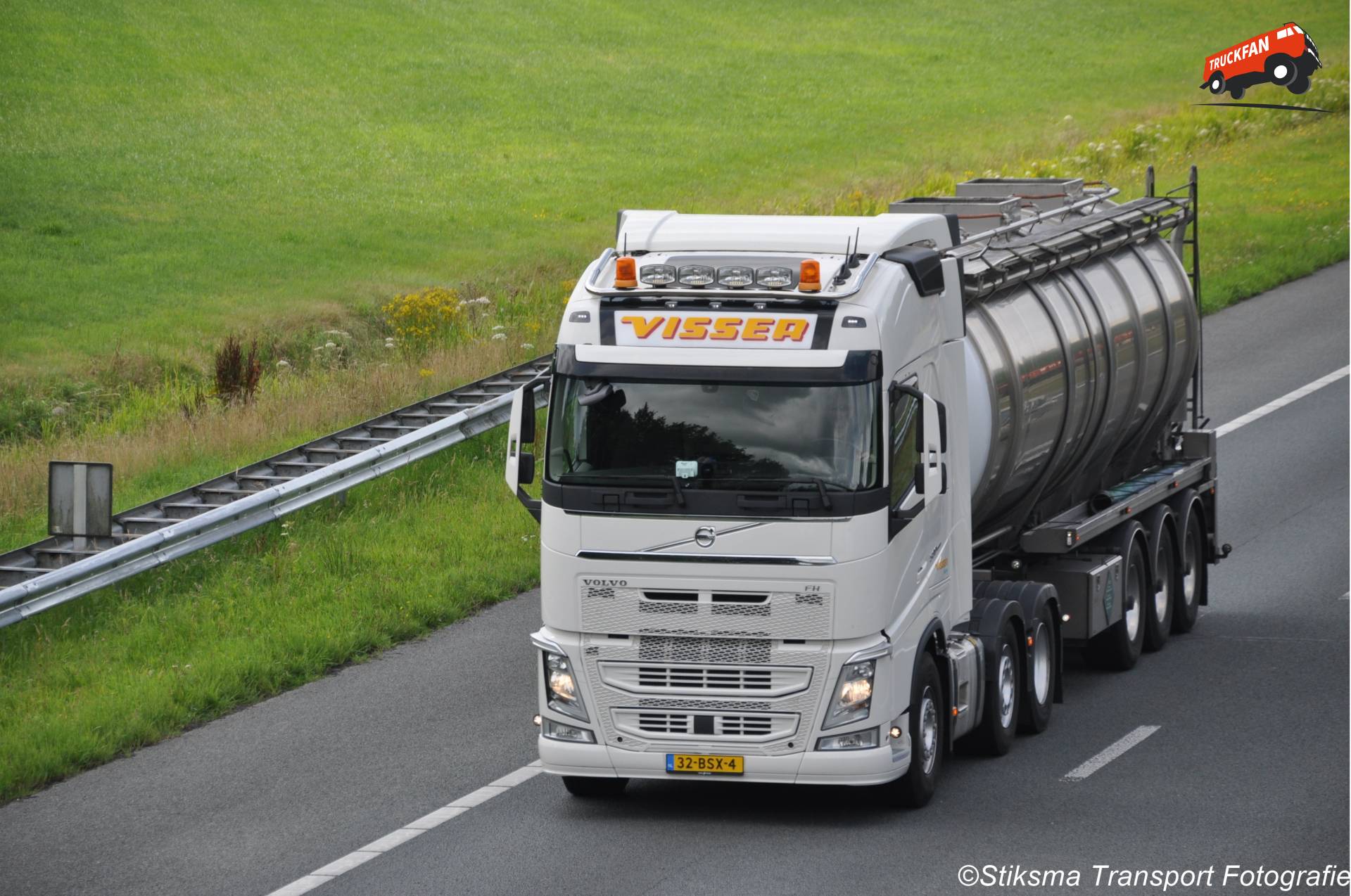 Volvo FH 4th Gen Tank Transport Truck