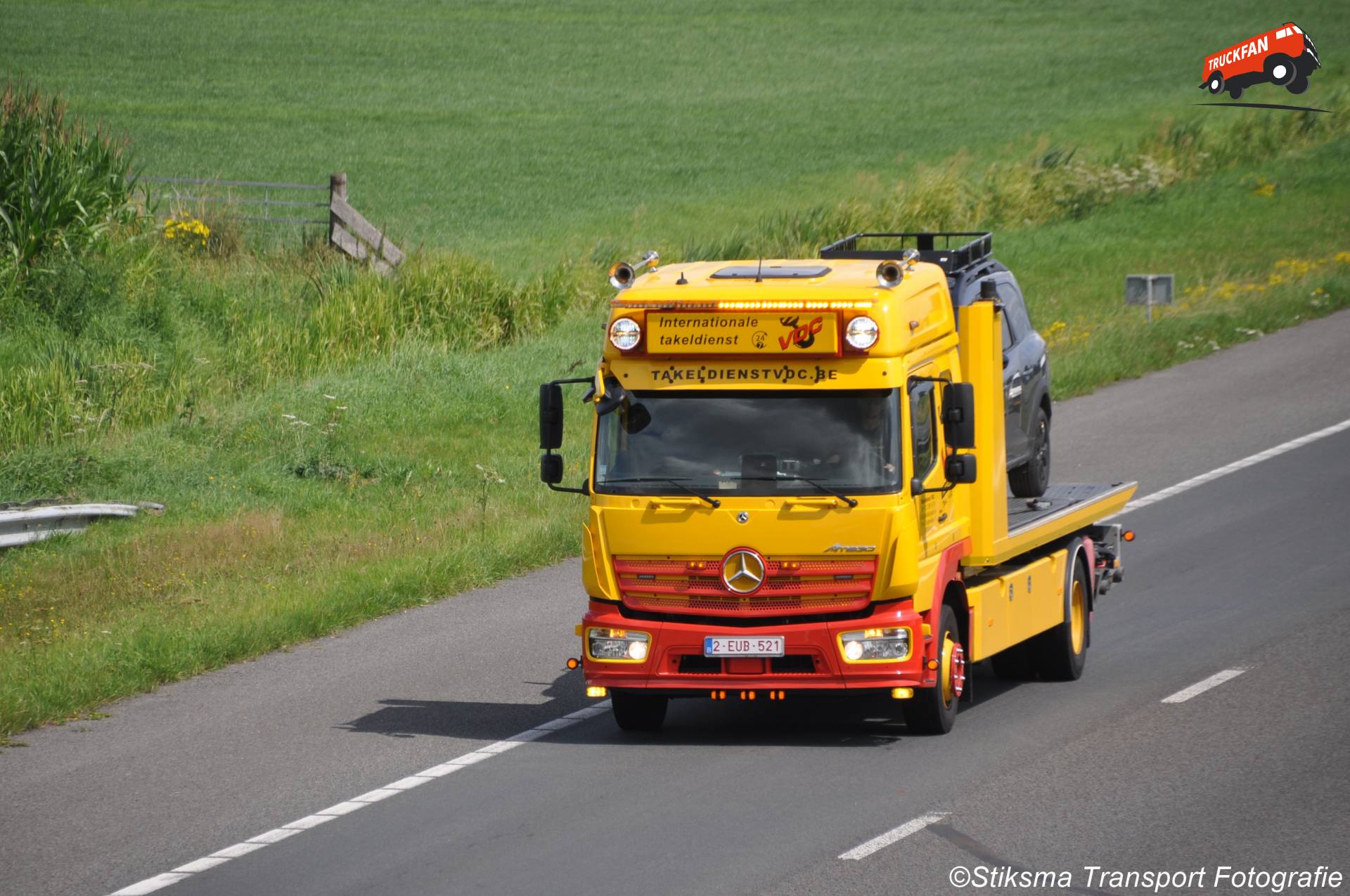 Mercedes-Benz Atego bergingsvoertuig van Takeldienst VDC