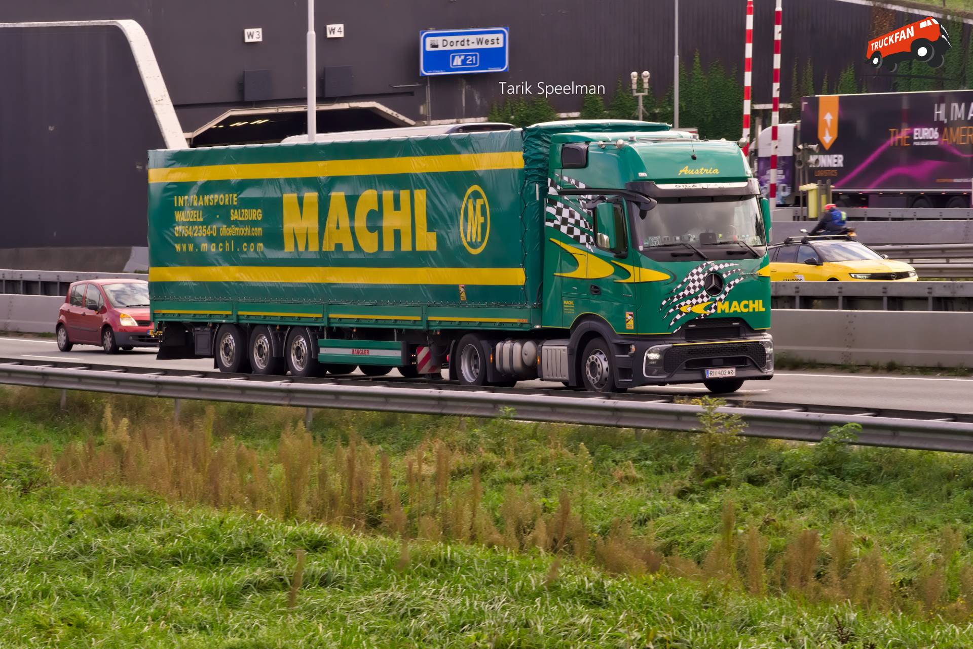Mercedes-Benz Actros L ProCabin vrachtwagen RI 402 AR