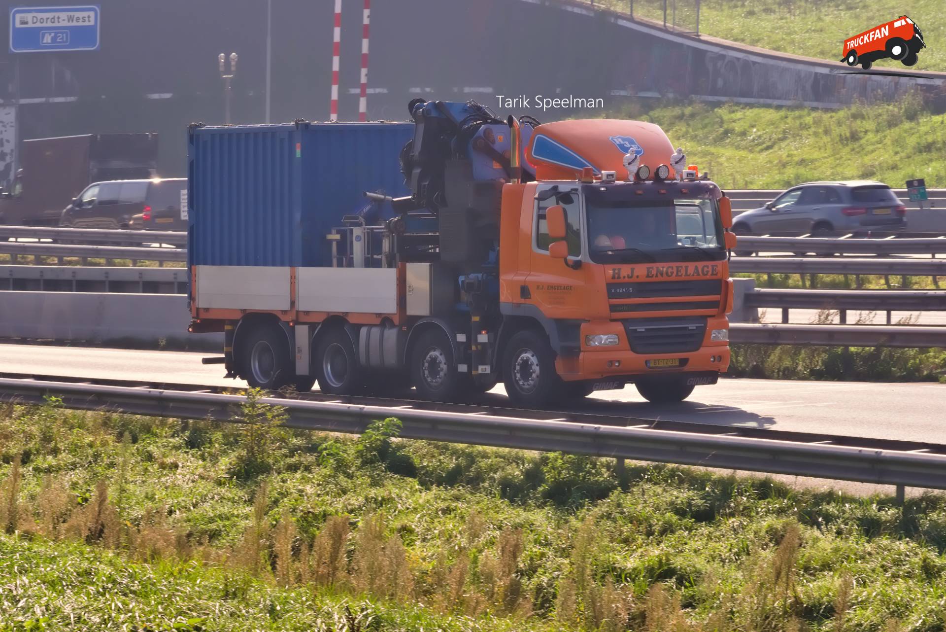 Ginaf X4241 S vrachtwagen met kenteken BT-TZ-31