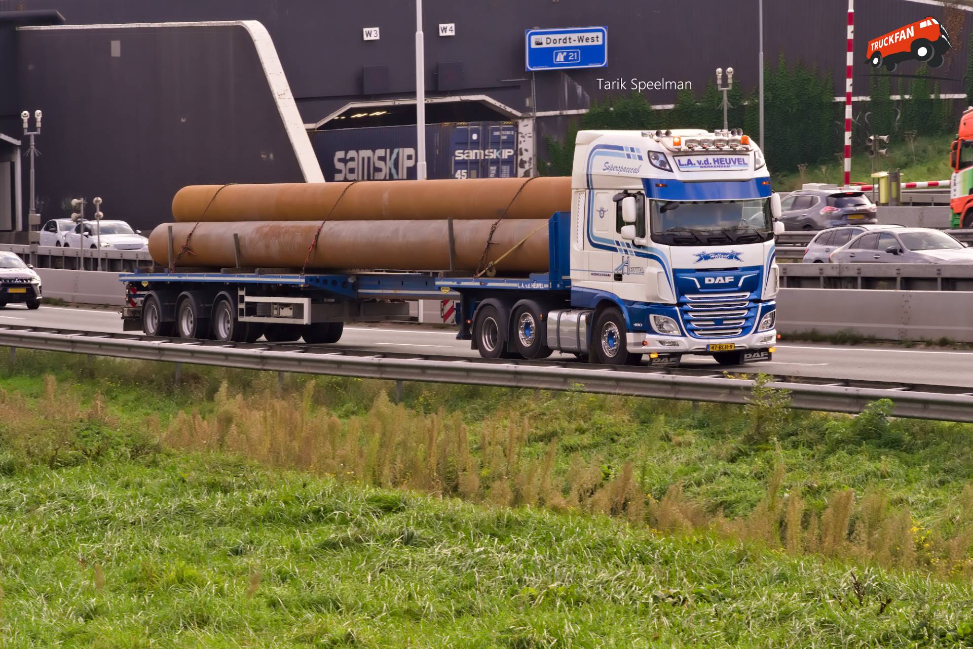 DAF XF Euro 6 vrachtwagen nummer 47-BLH-9