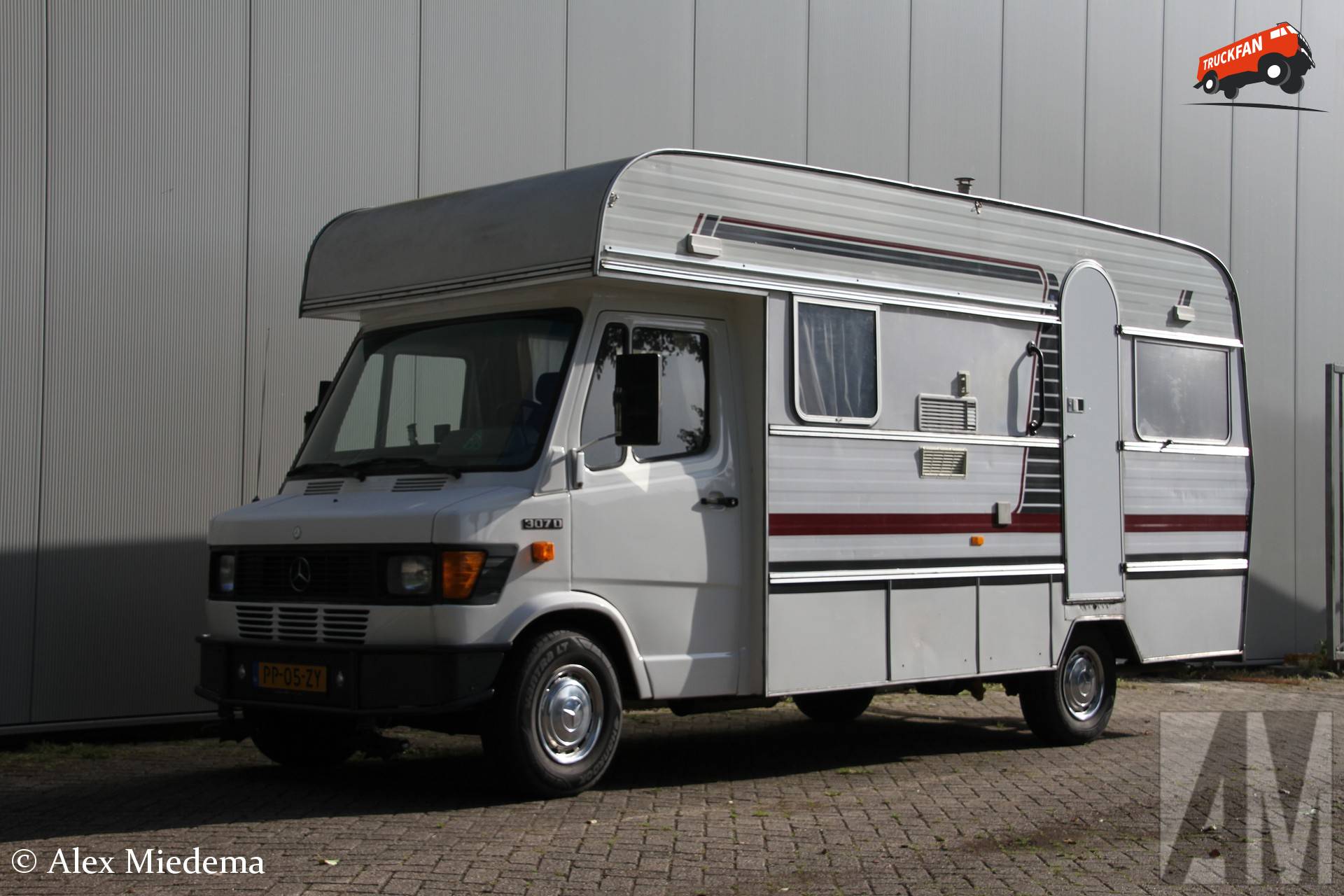 Mercedes-Benz Bremer camper