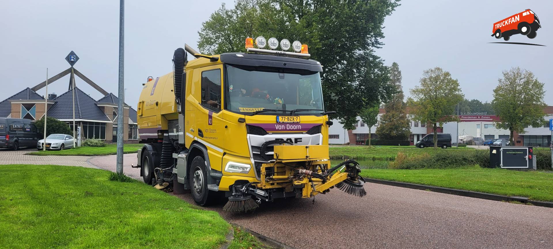 DAF XD truck owned by Van Doorn