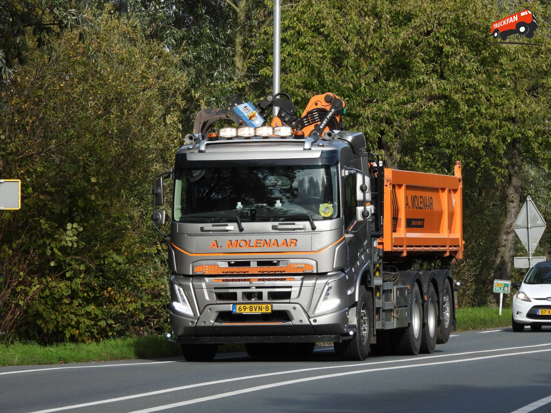 Volvo FMx13 500 8x4 van 2023.