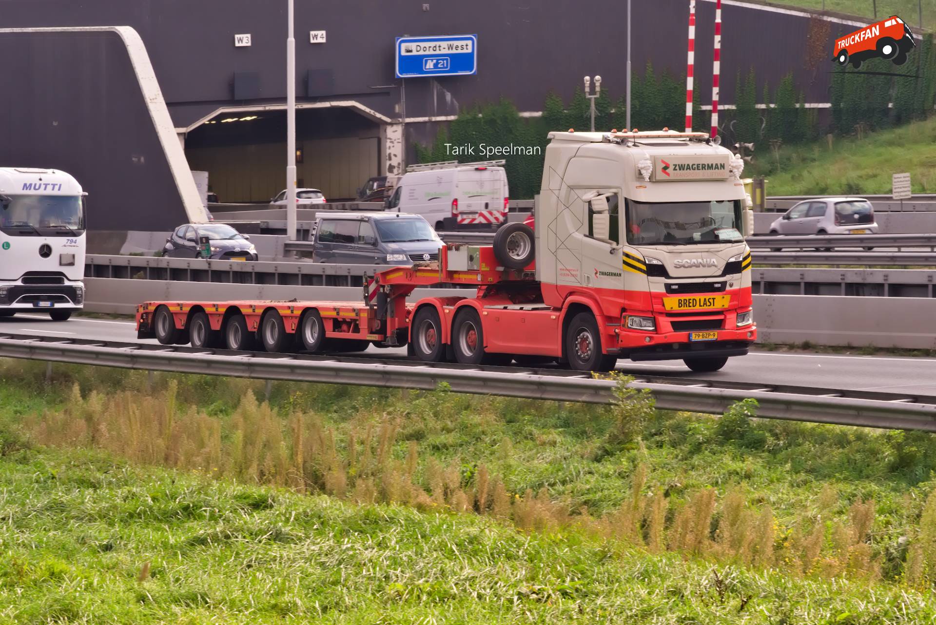 Scania R650 XT vrachtwagen met kenteken 79-BZP-9