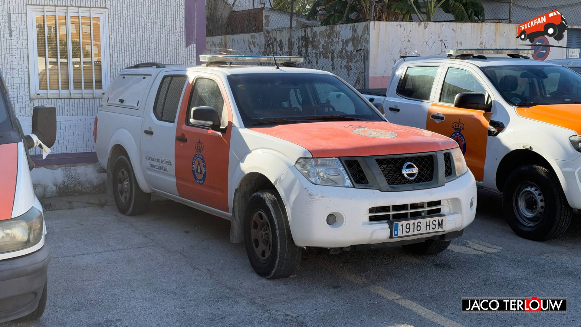 Nissan Navara van Protección Civil in Dénia