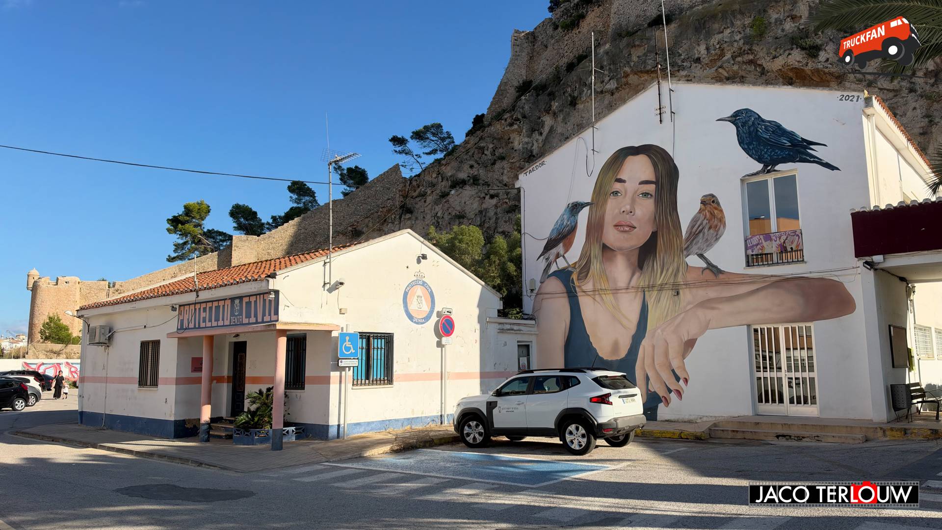 Dacia Duster voertuig van Protección Civil in Dénia