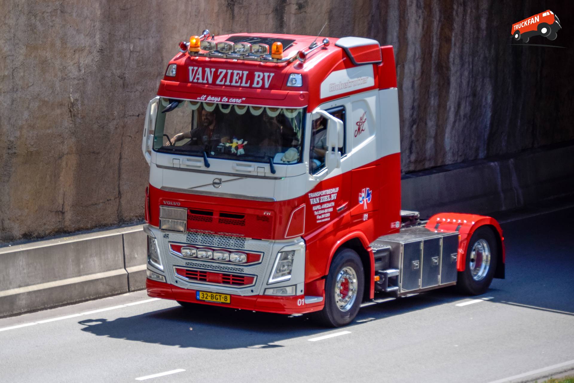 Volvo FH4 Van Ziel B.V. Kapel-Avezaath