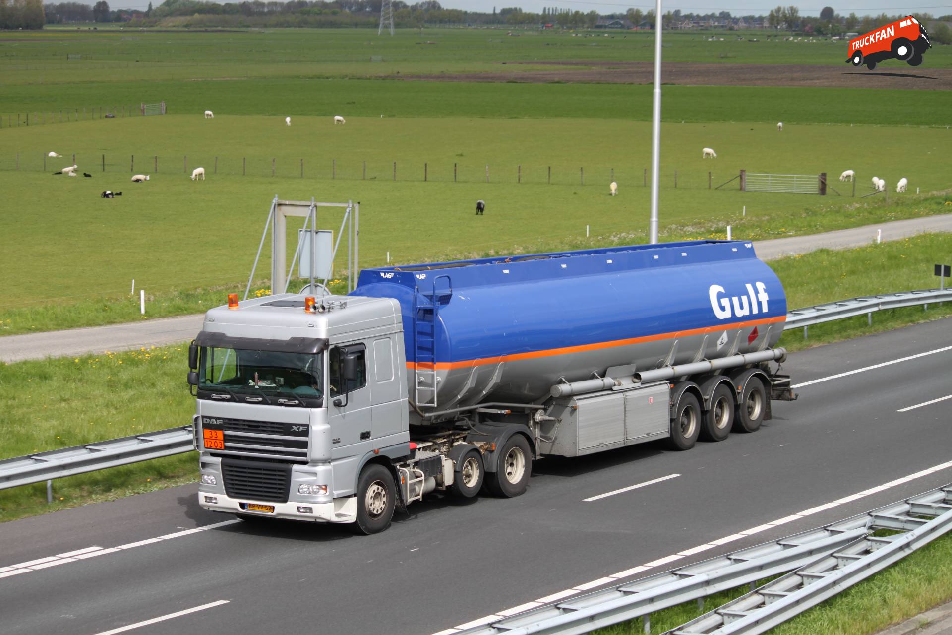 DAF XF95 vrachtwagen