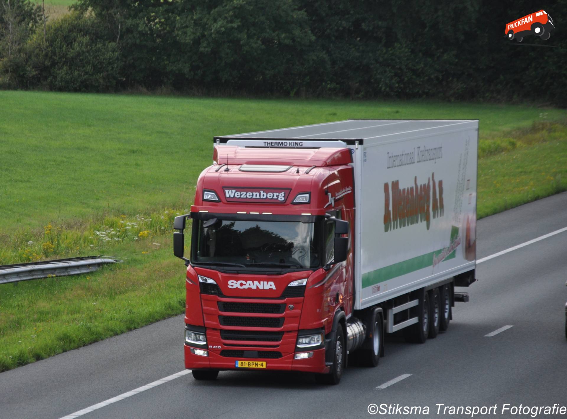 Scania R410 vrachtwagen van Wezenberg B.V.