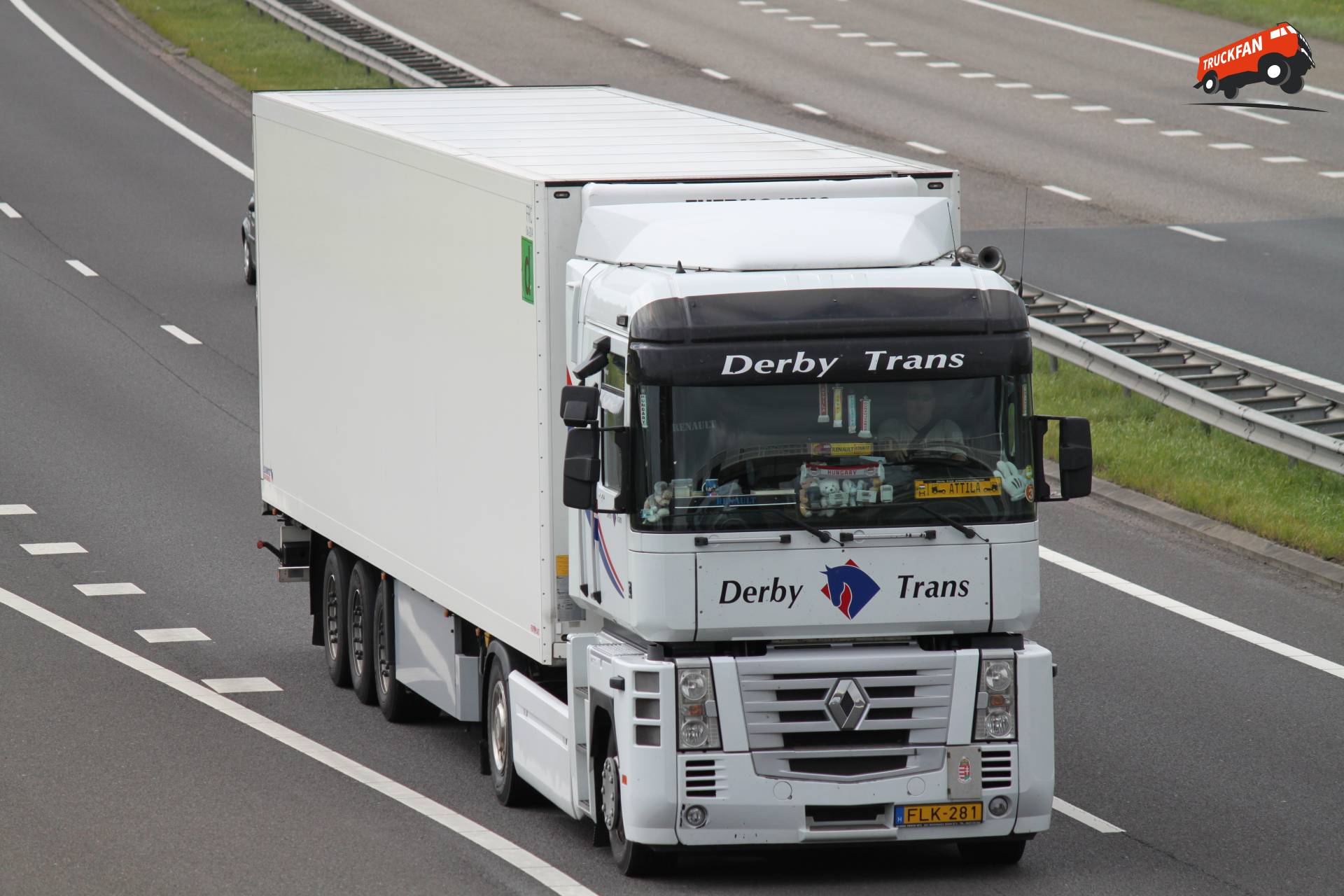 Renault Magnum vrachtwagen van Derby Trans