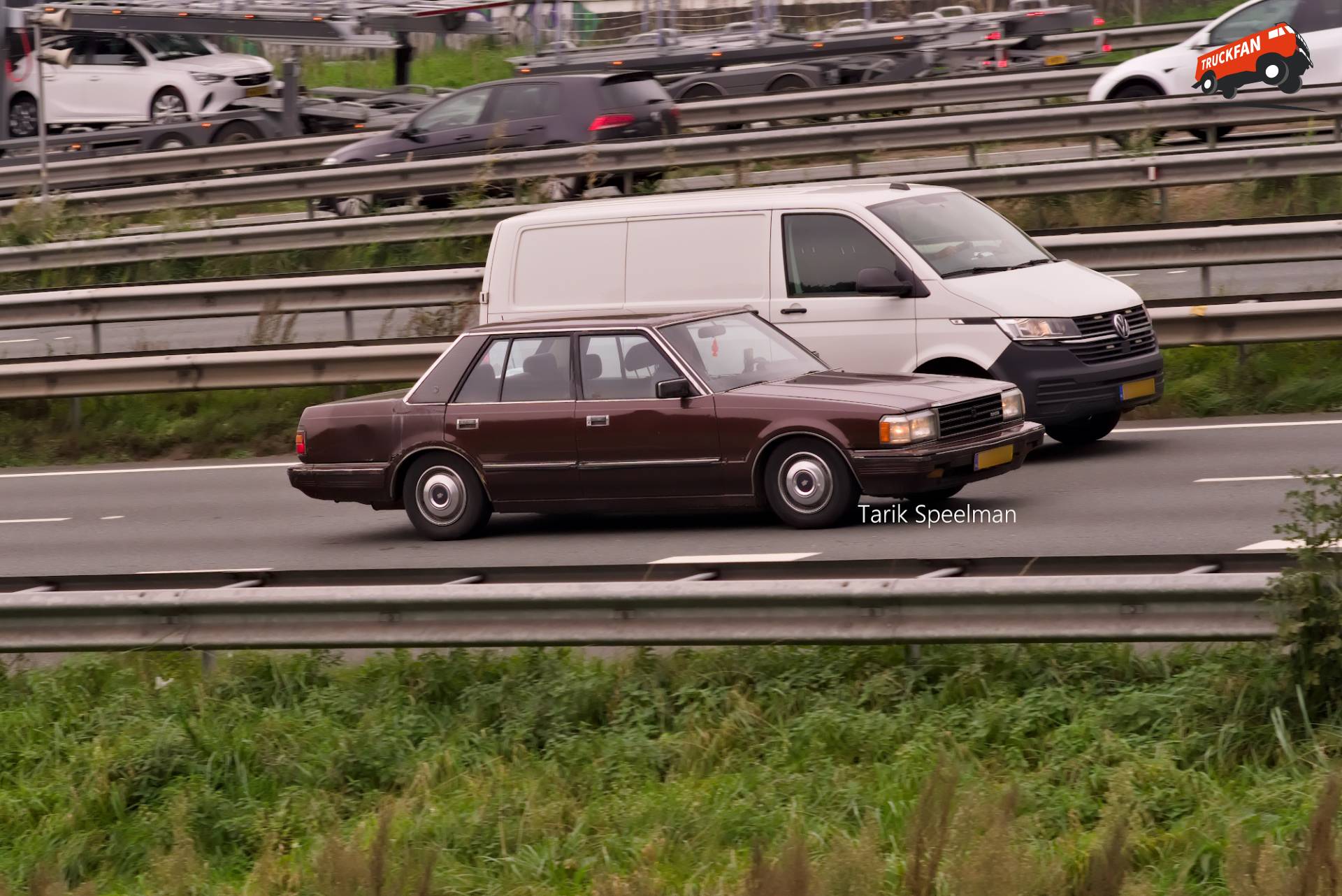 Toyota Crown Super Saloon 2.800cc op A16