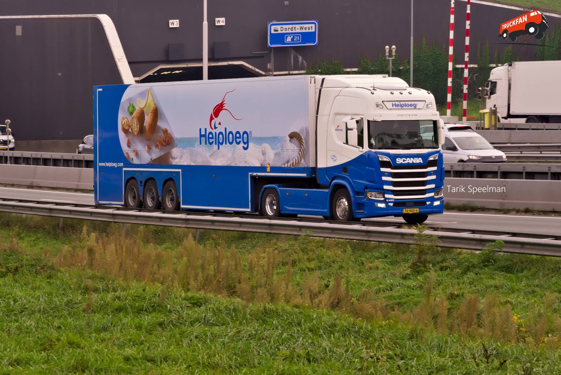 Scania R450 vrachtwagen met kenteken 76-BSX-6