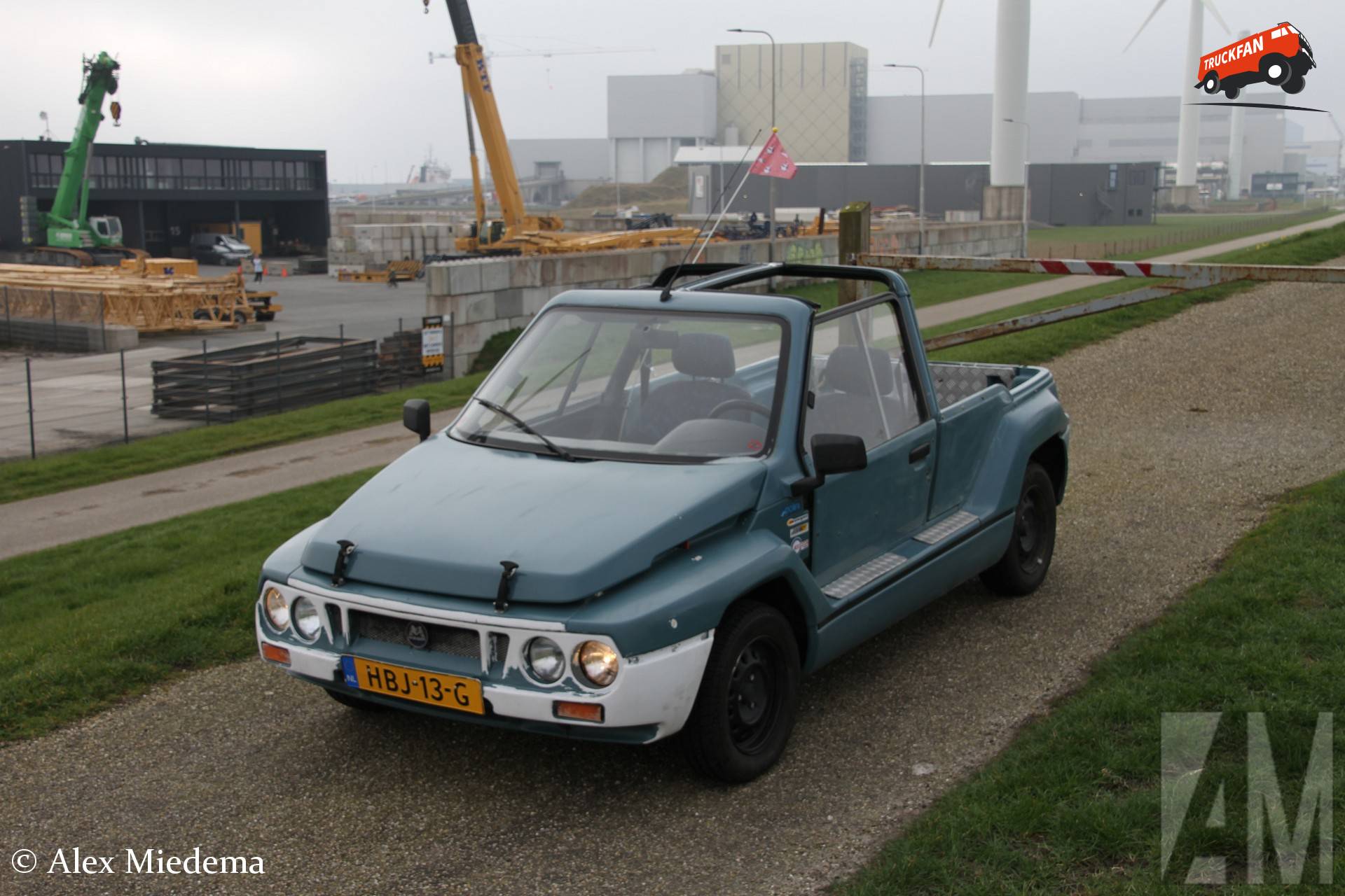 Mega Club model owned by Alex Miedema