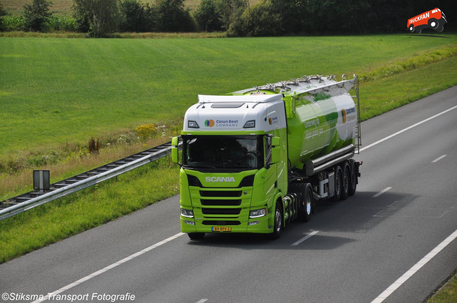 Scania R410 truck van Cosun Beet
