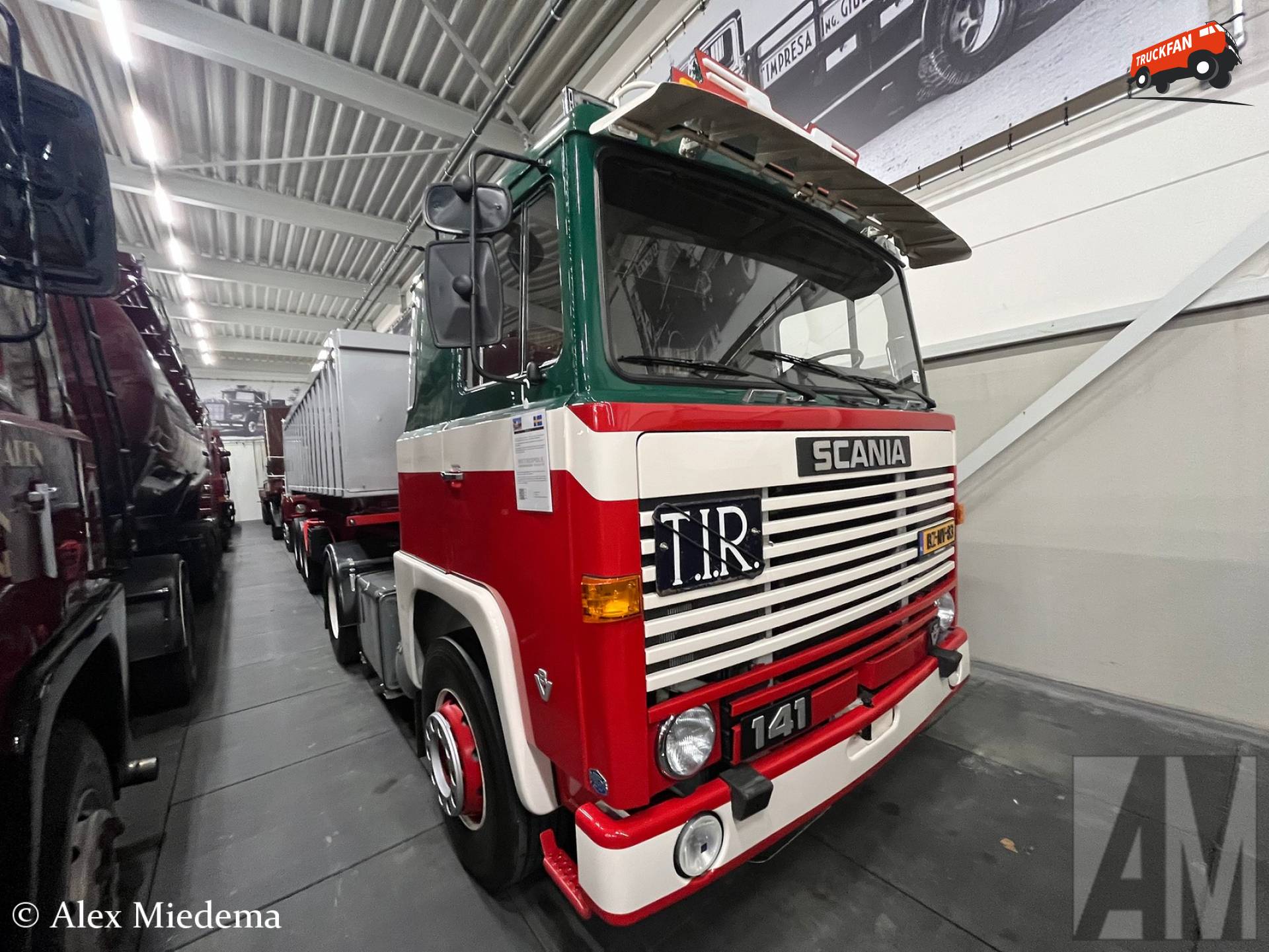Scania 141 truck met ATM kipoplegger