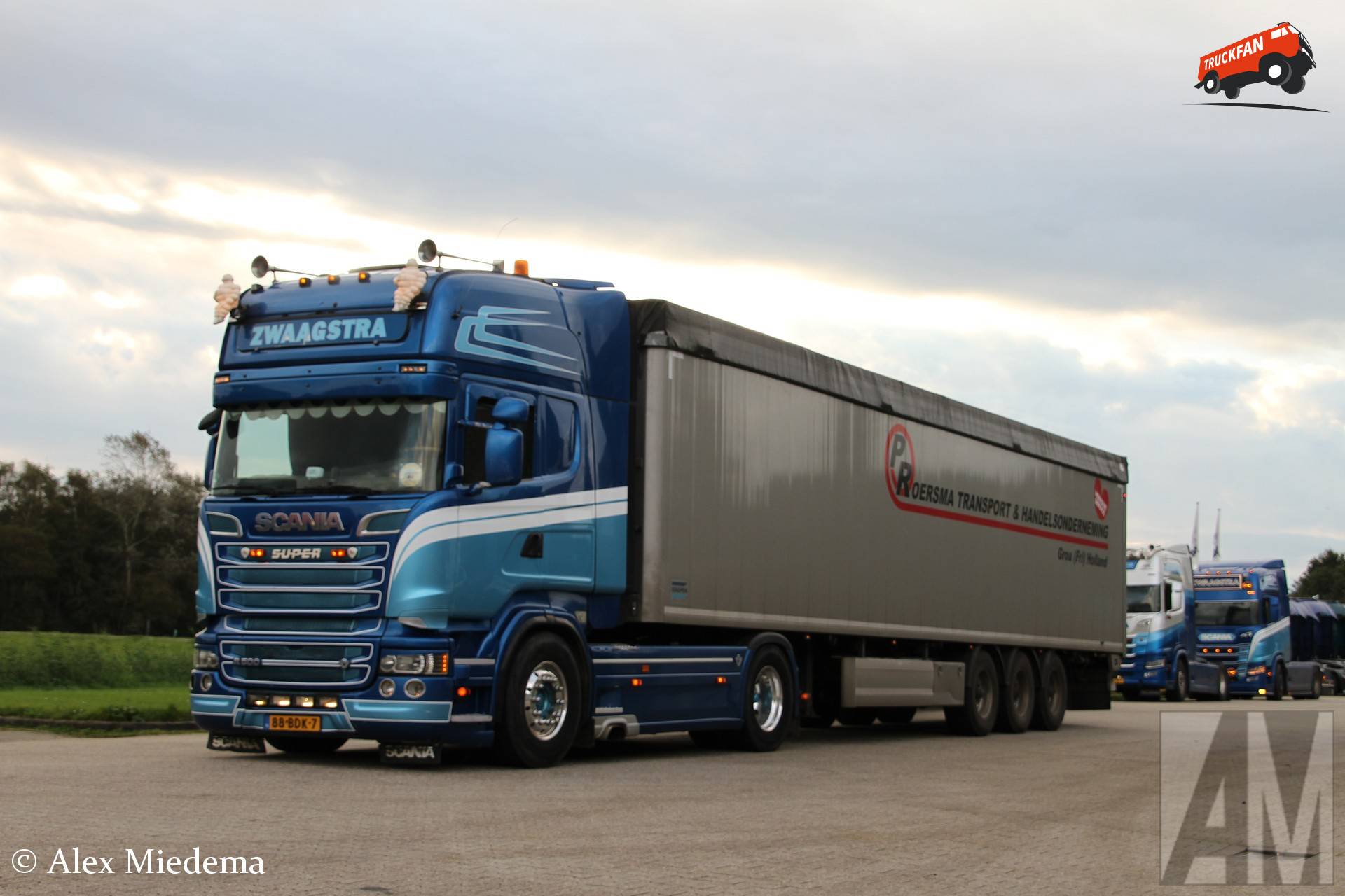 Scania R500 owned by Zwaagstra with Knapen trailer