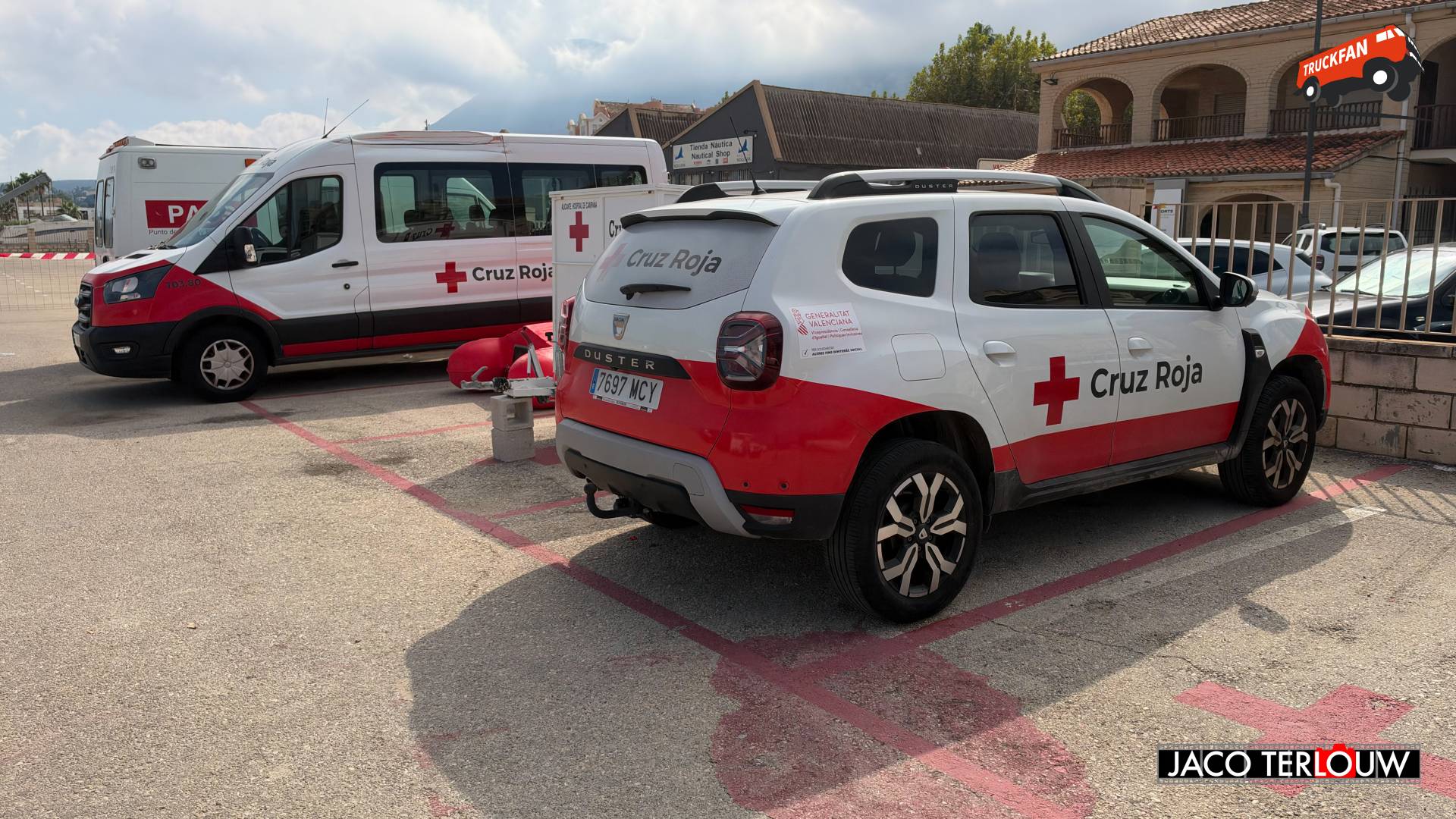 Rode Kruis Dacia Duster in Dénia