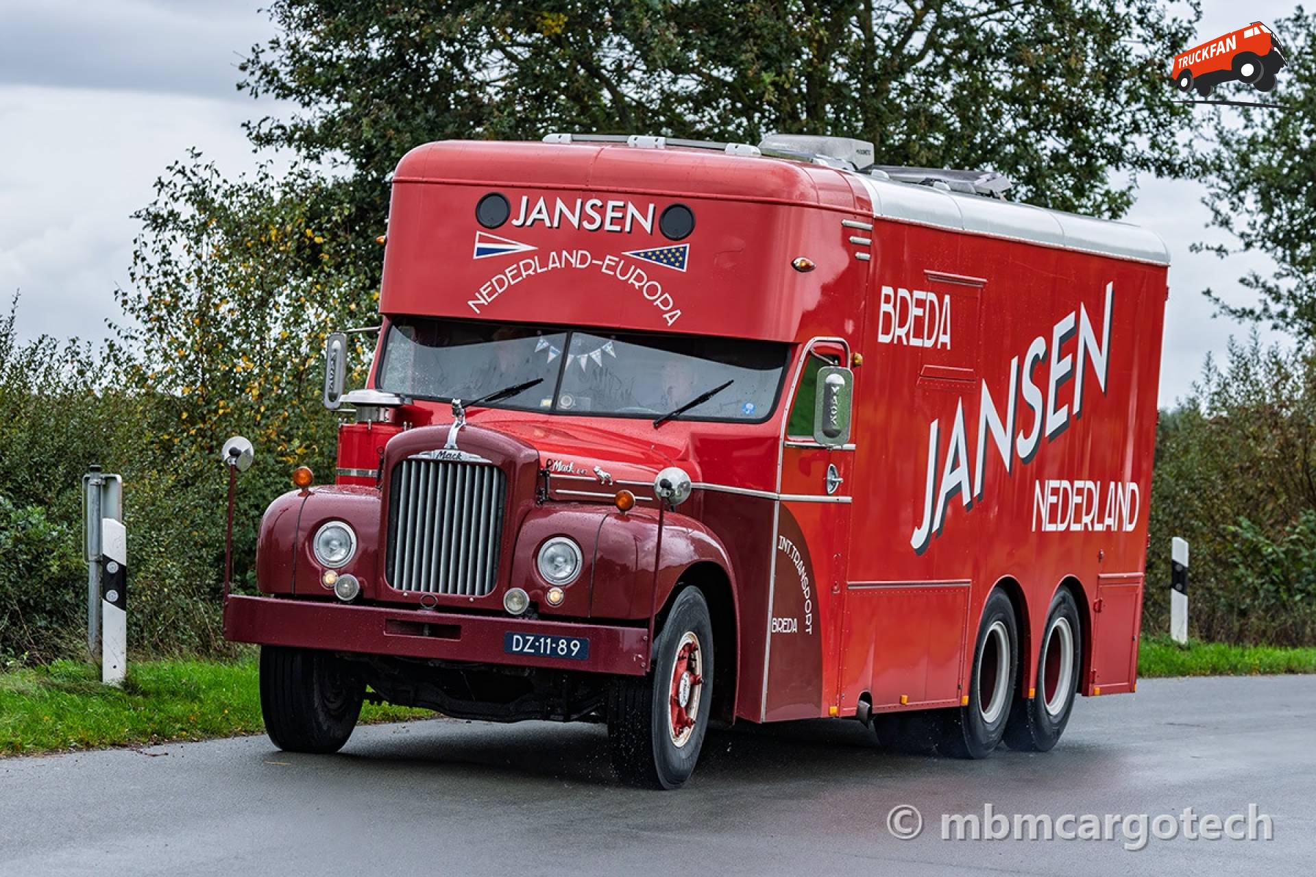 Mack B 43 S Truck
