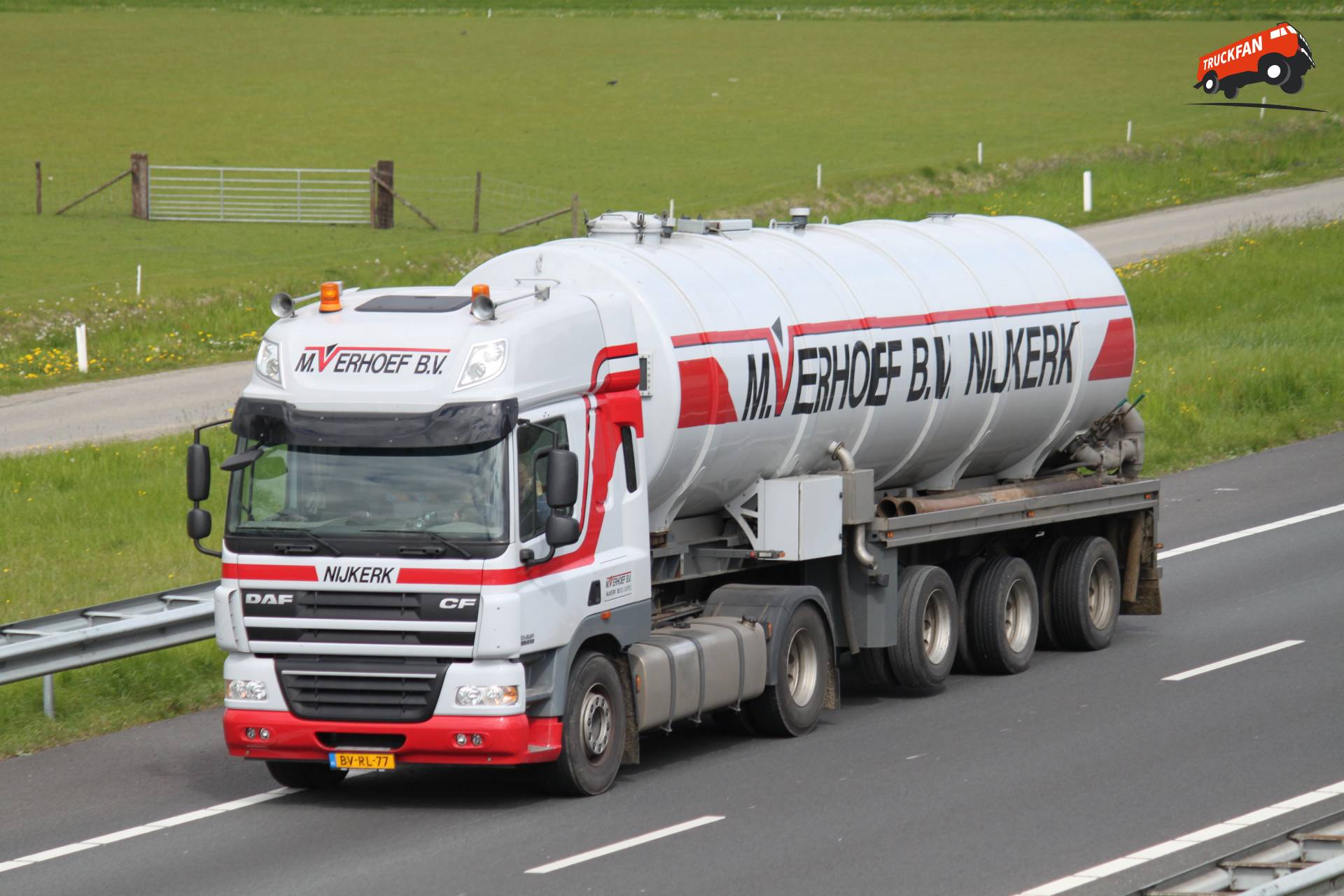 DAF CF85 vrachtwagen eigendom M Verhoef