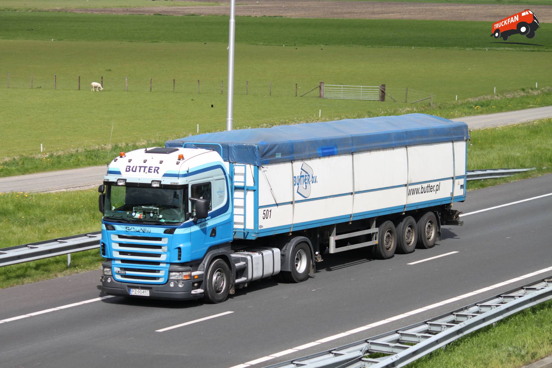 Scania R420 vrachtwagen eigendom van Butter