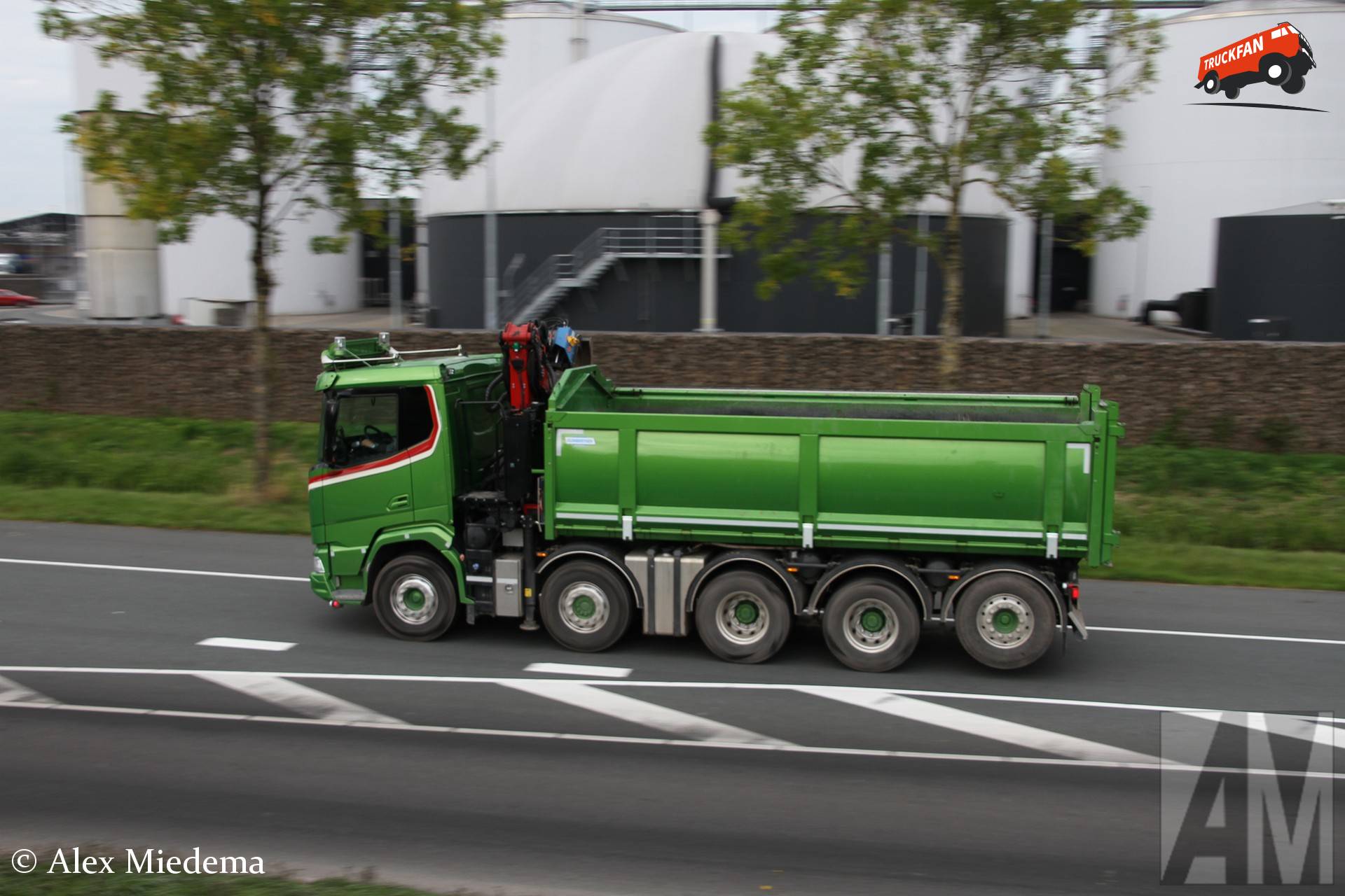 DAF XFC Veldhuizen Quadro 10x4 Kipper bij Hoogkerk