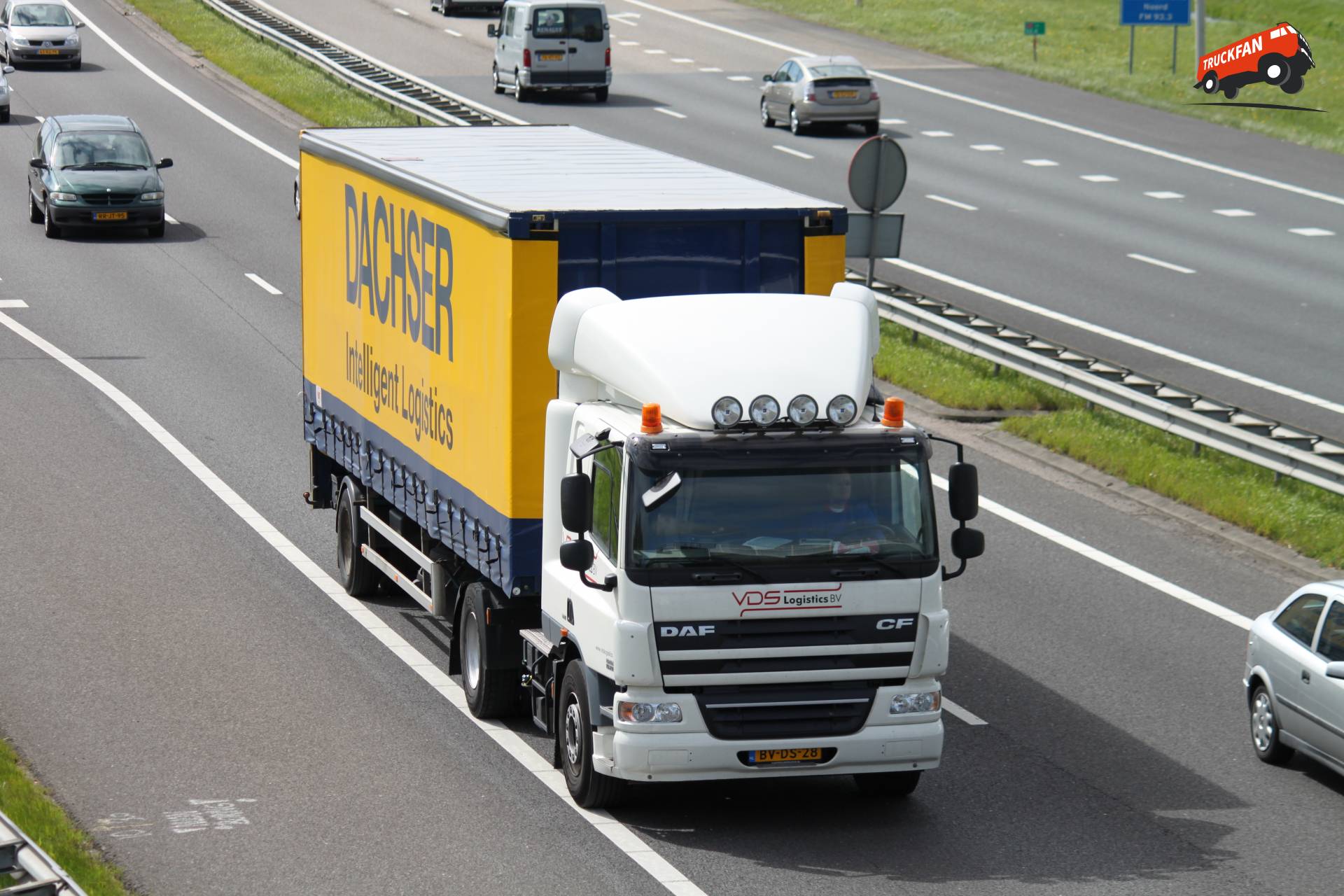 DAF CF75 vrachtwagen van VDS