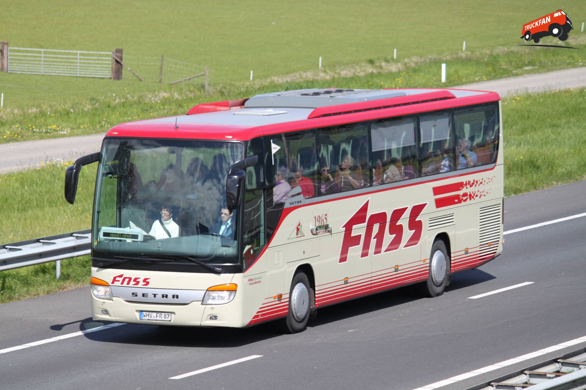 Setra touringcar van Fass Reisen