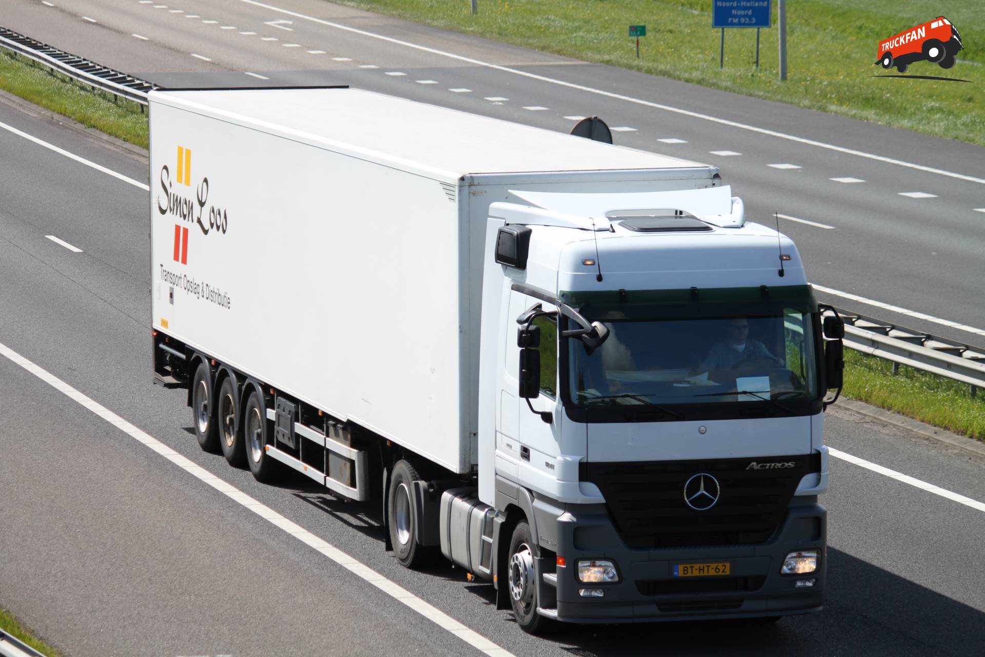 Mercedes-Benz Actros truck